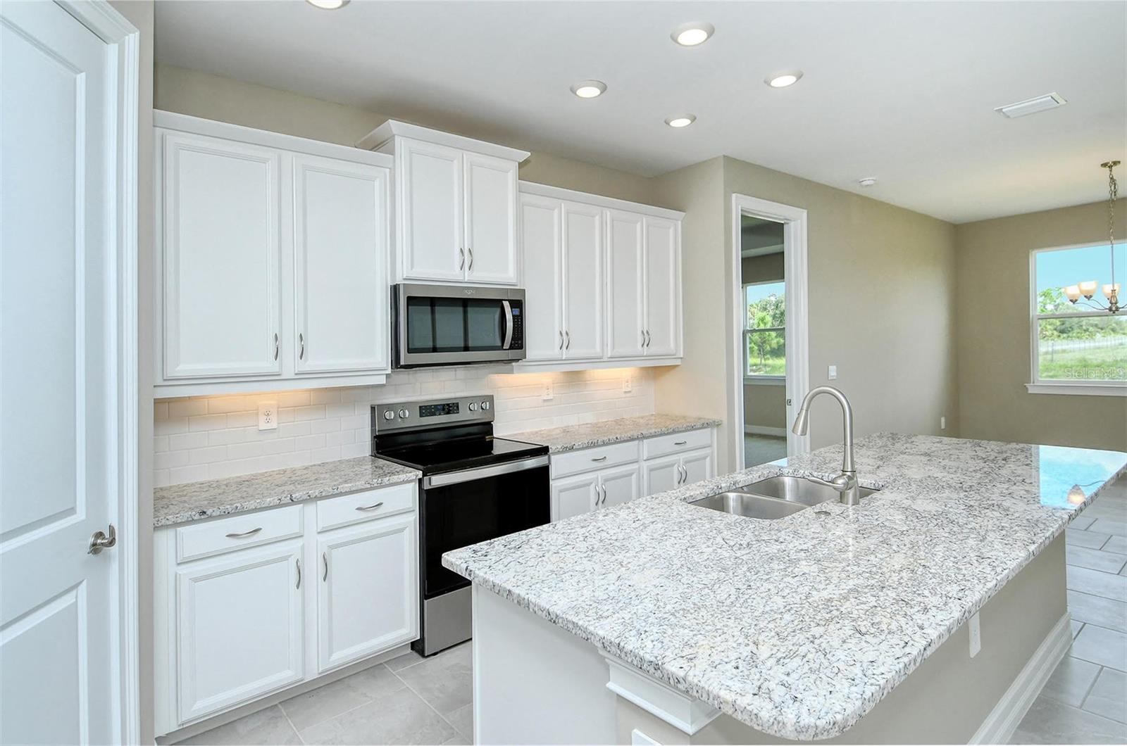 16083 POPLAR HILL LN, PORT CHARLOTTE, FL, 33953