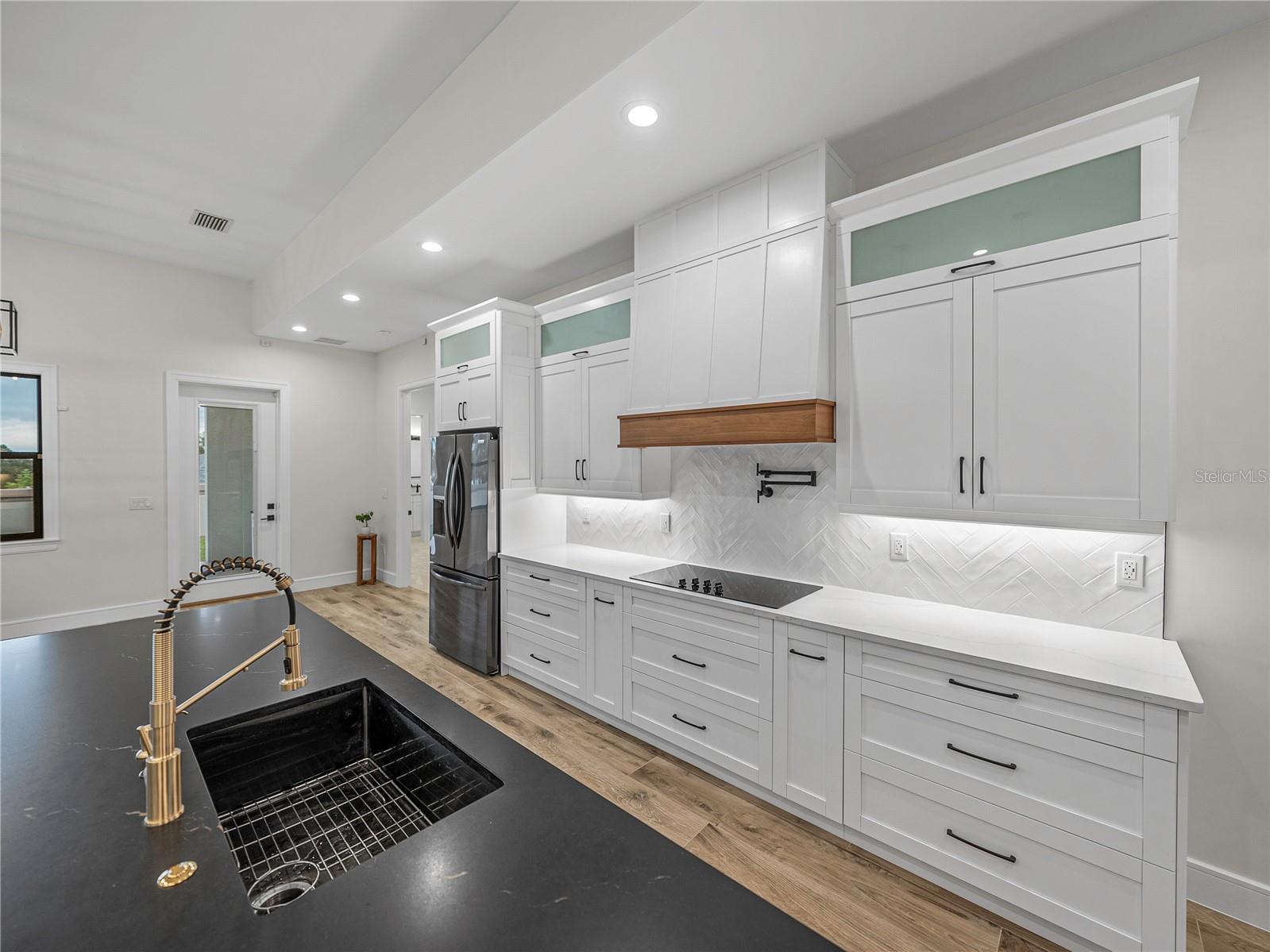 2728 SUNRISE LANDING LN, LAKELAND, FL, 33812