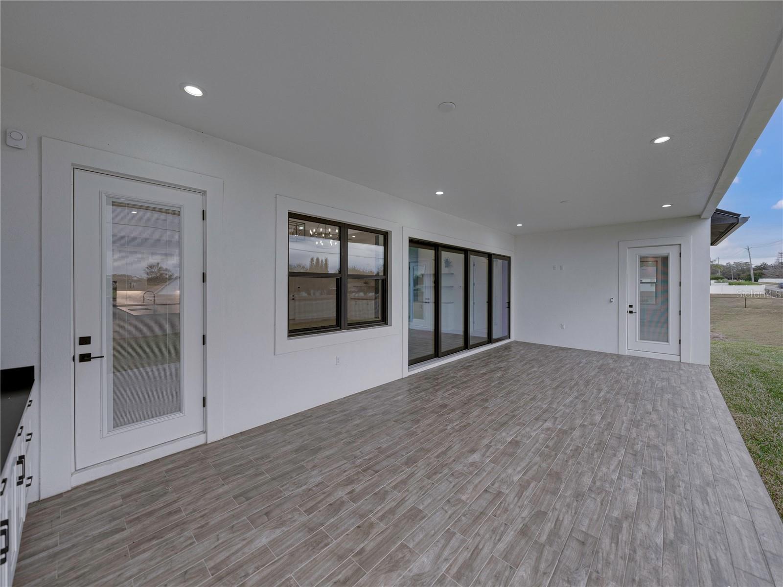 2728 SUNRISE LANDING LN, LAKELAND, FL, 33812