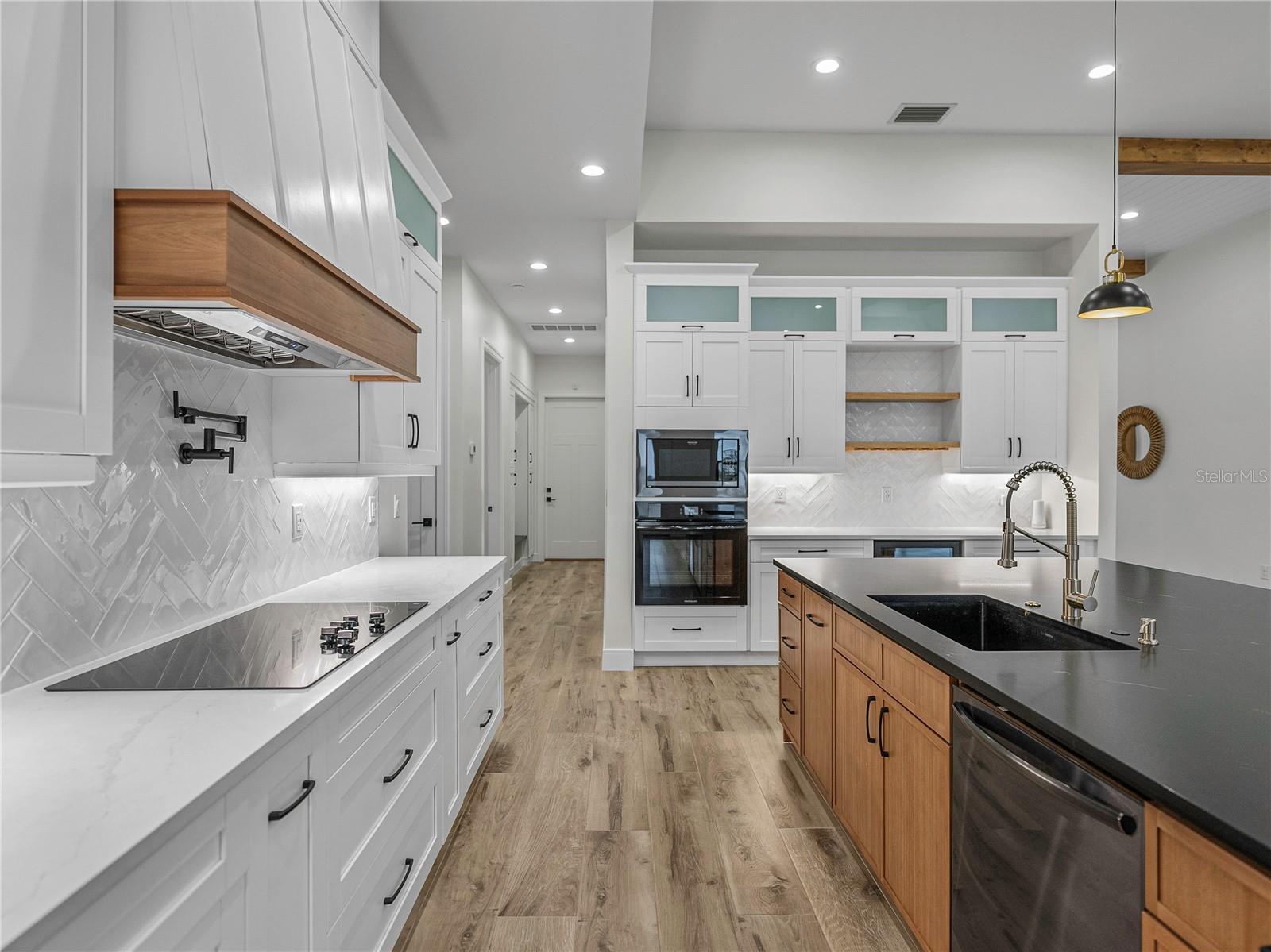 2728 SUNRISE LANDING LN, LAKELAND, FL, 33812