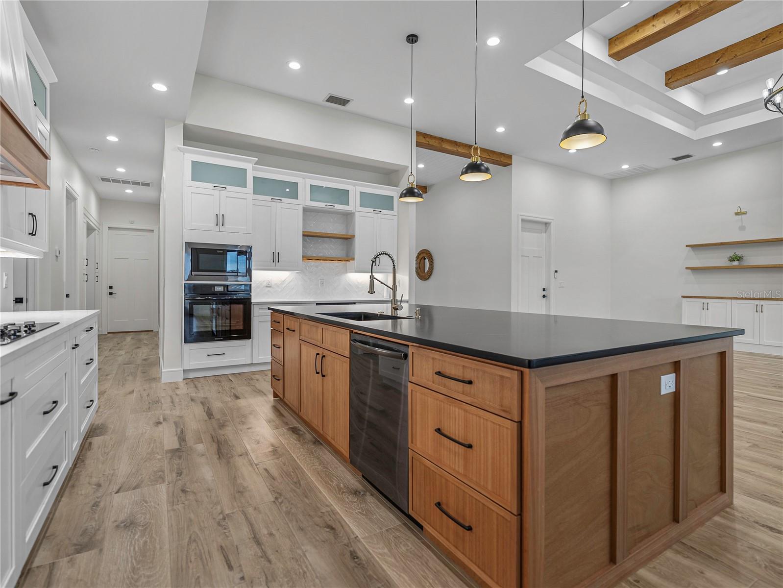 2728 SUNRISE LANDING LN, LAKELAND, FL, 33812