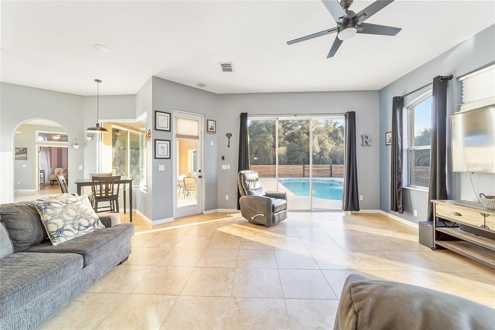 5981 NE 57TH LOOP, SILVER SPRINGS, FL, 34488