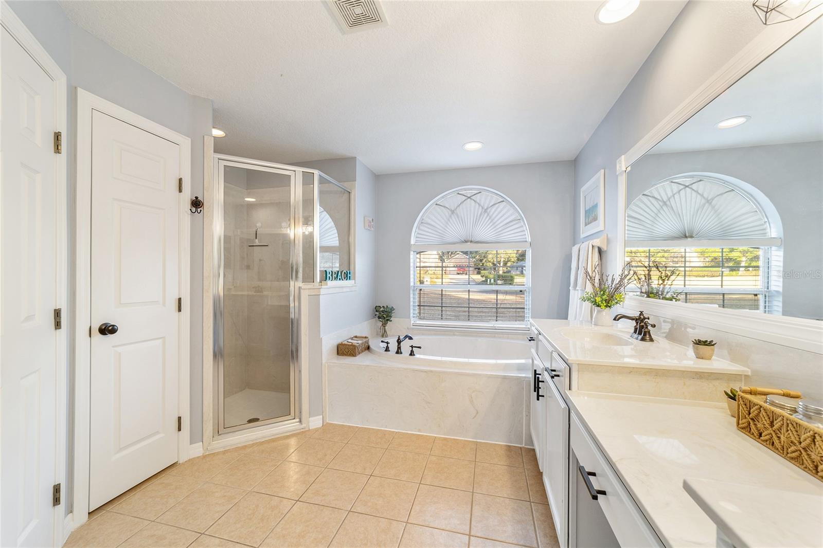 5981 NE 57TH LOOP, SILVER SPRINGS, FL, 34488