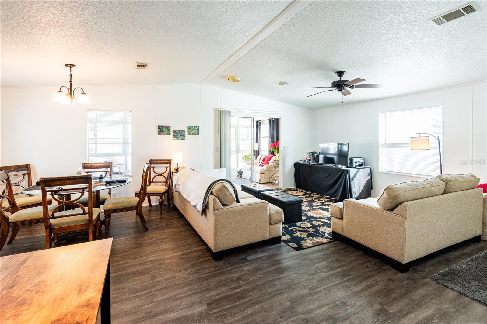 2103 LAKE LINDA CIR, LUTZ, FL, 33558