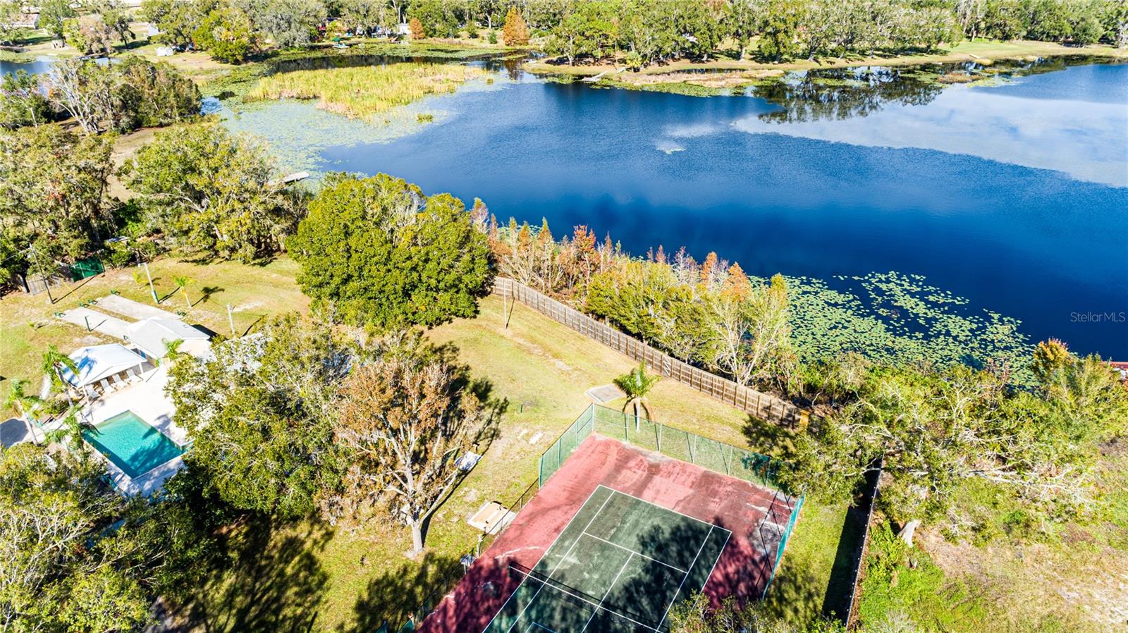 2103 LAKE LINDA CIR, LUTZ, FL, 33558