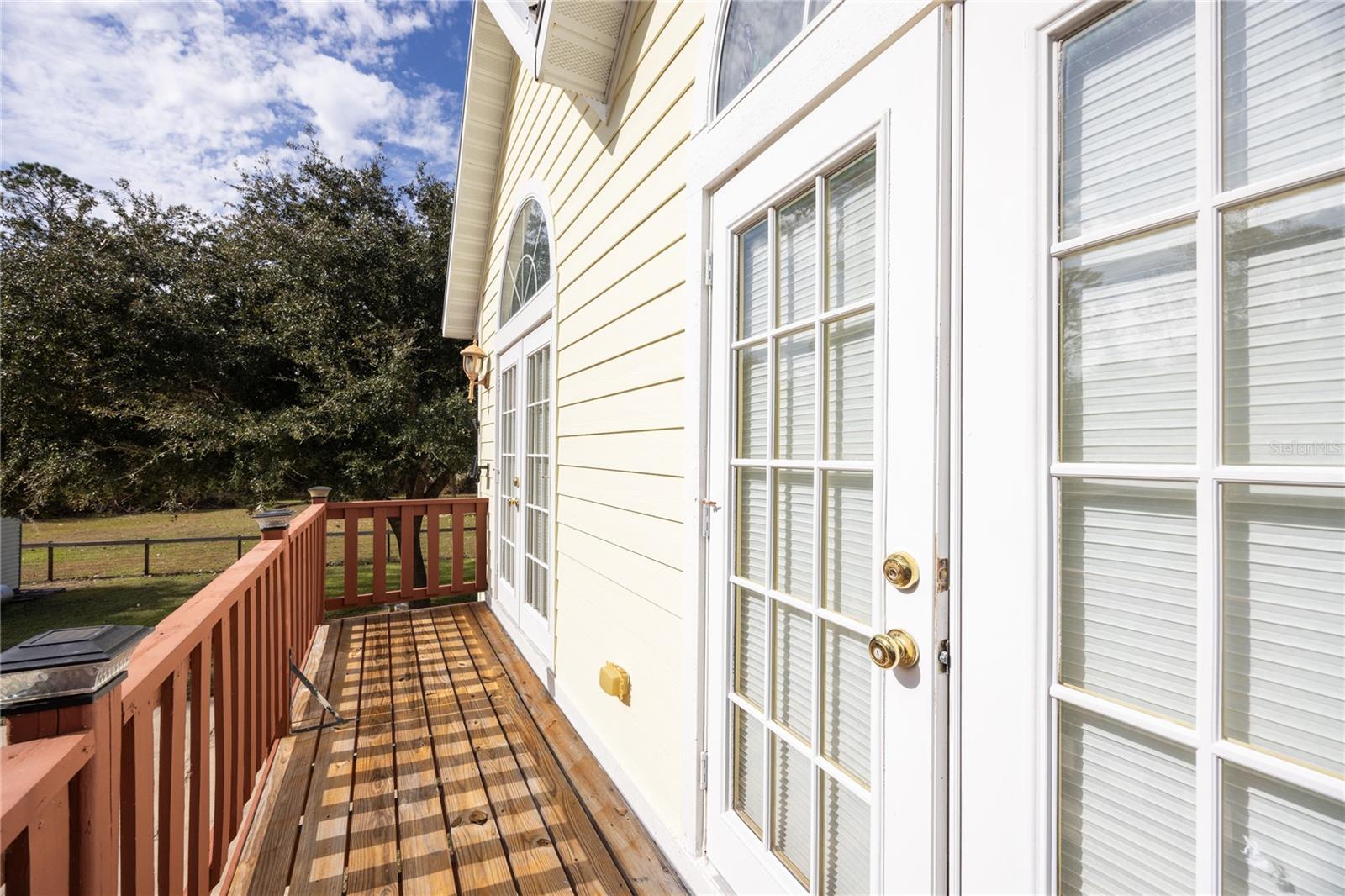 221 RILEY LAKE DR, HAWTHORNE, FL, 32640