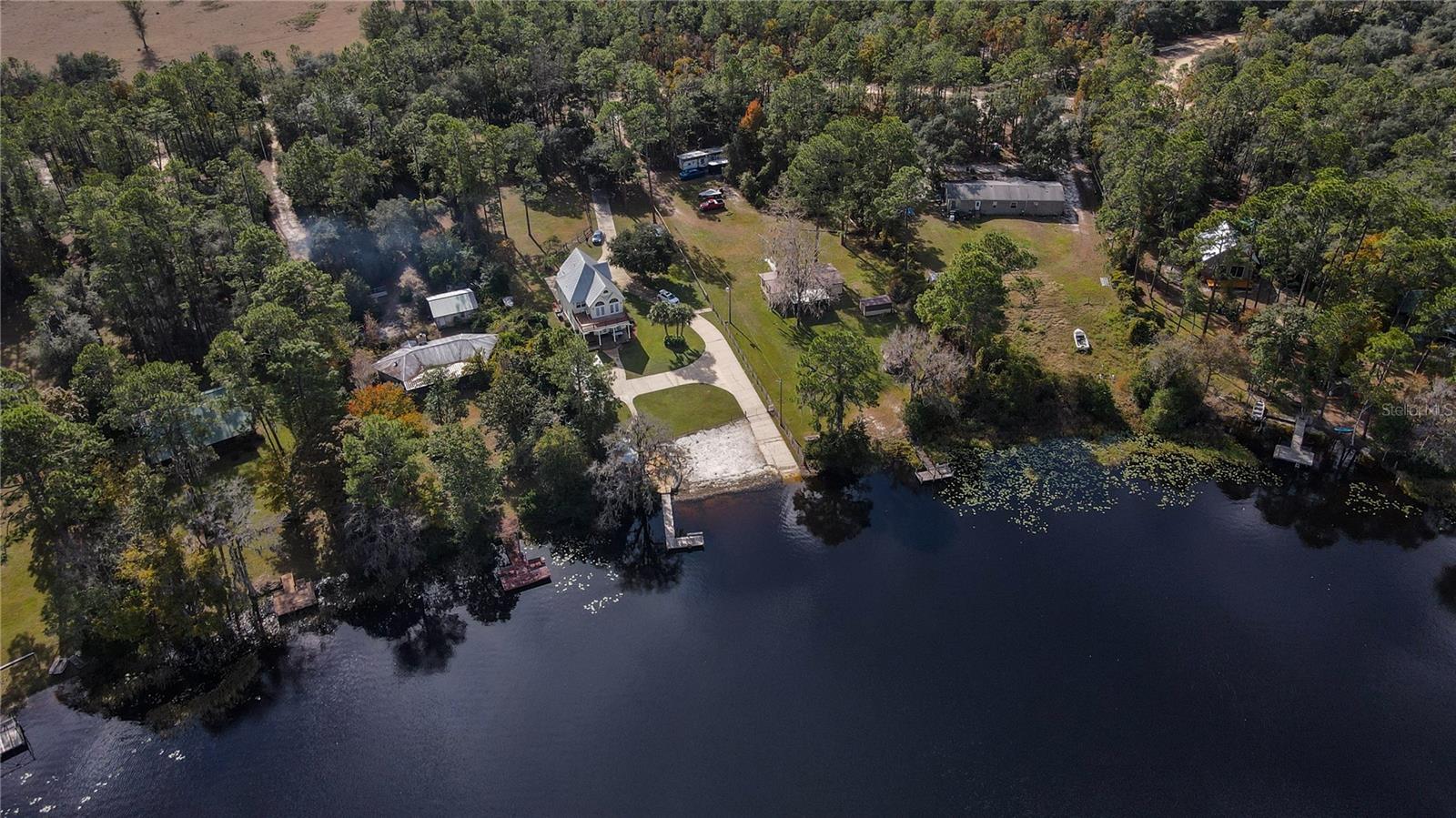 221 RILEY LAKE DR, HAWTHORNE, FL, 32640