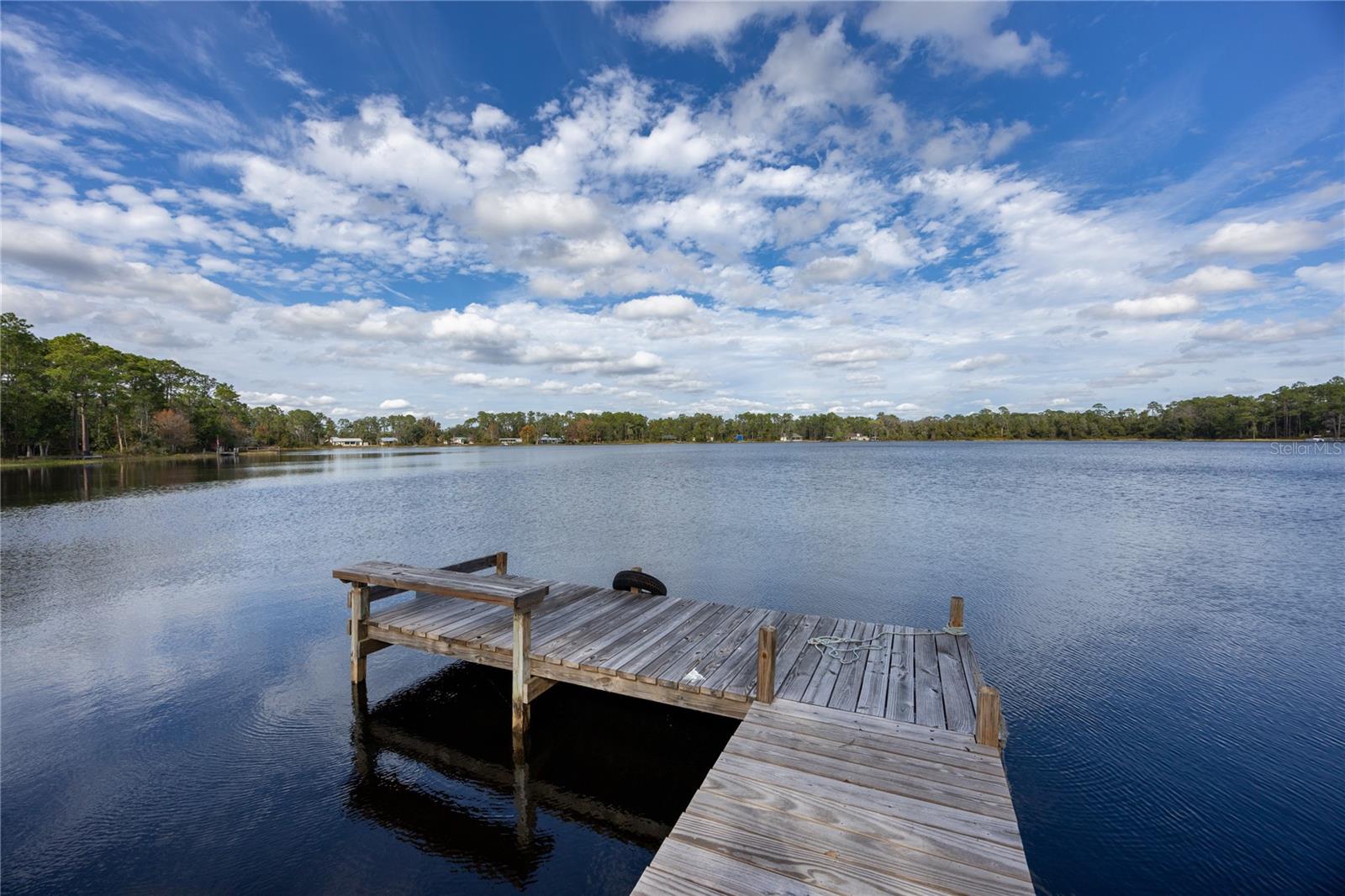 221 RILEY LAKE DR, HAWTHORNE, FL, 32640