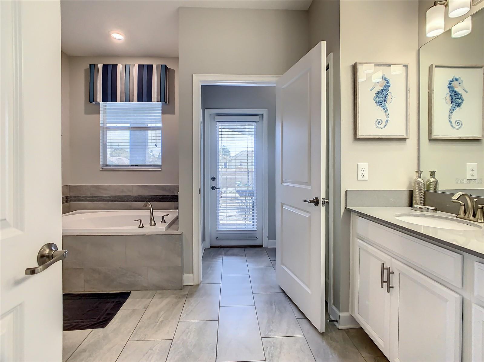 1670 MOON VALLEY DR, DAVENPORT, FL, 33896