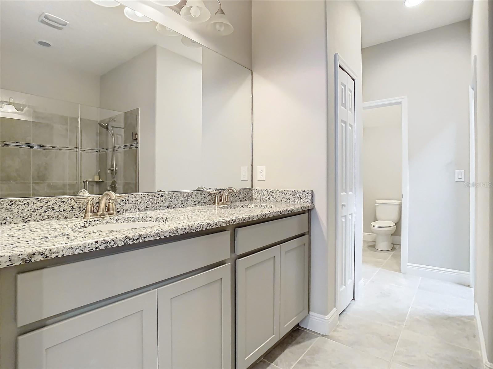 8512 MAGNIFICENT LN, GROVELAND, FL, 34736