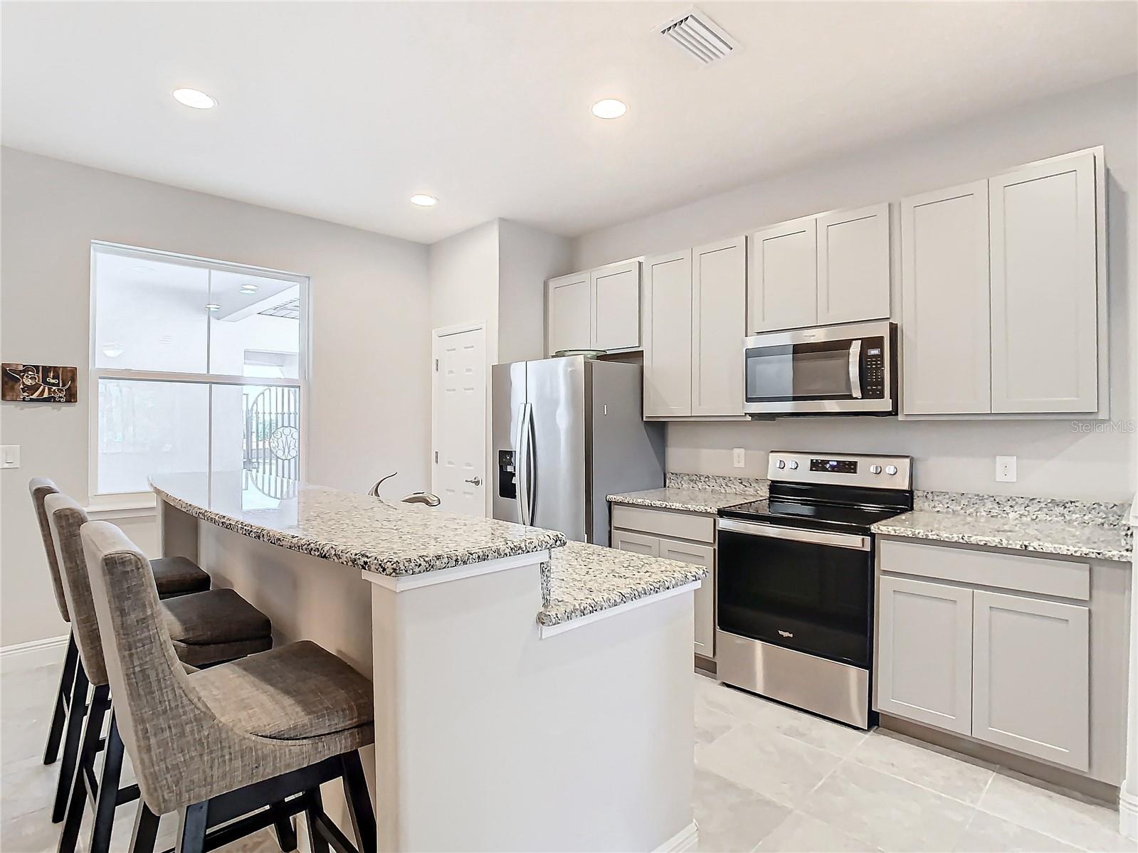 8512 MAGNIFICENT LN, GROVELAND, FL, 34736