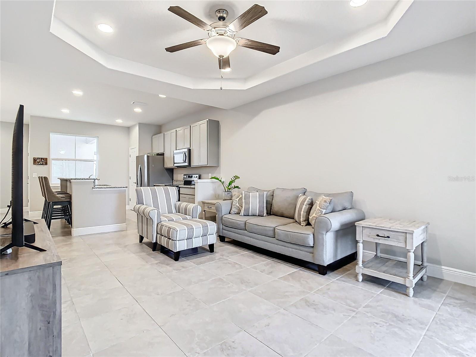 8512 MAGNIFICENT LN, GROVELAND, FL, 34736