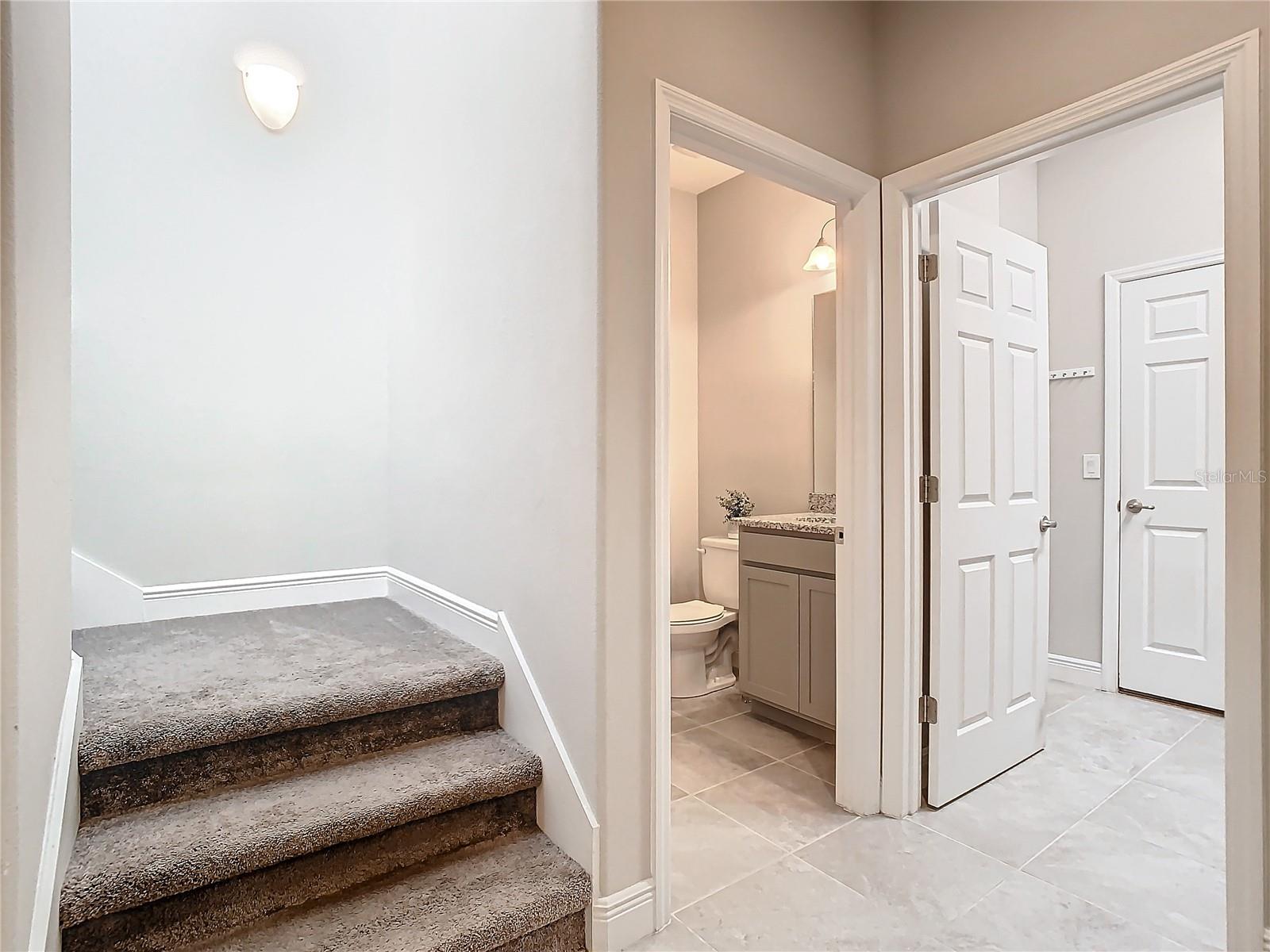 8512 MAGNIFICENT LN, GROVELAND, FL, 34736
