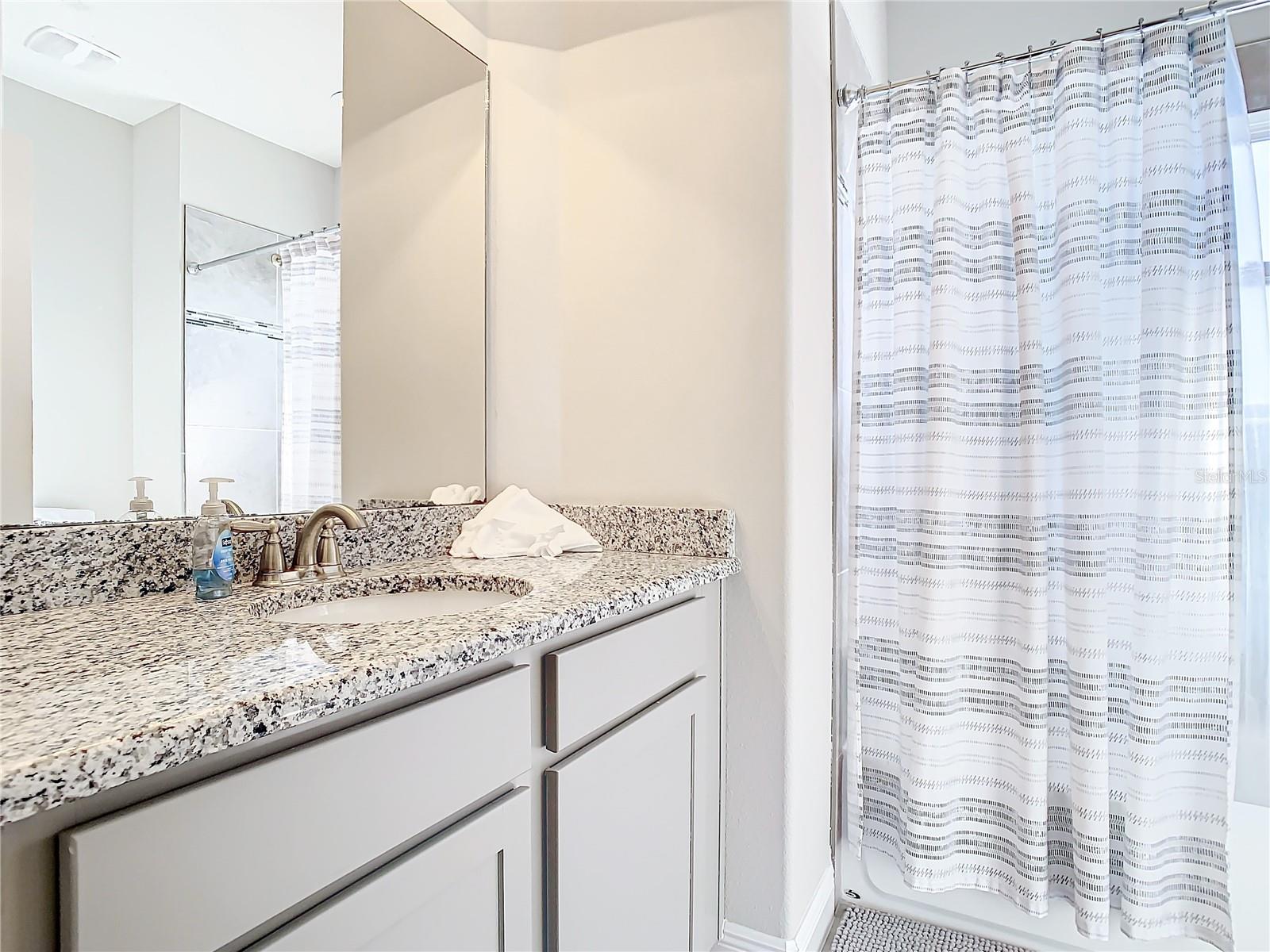 8512 MAGNIFICENT LN, GROVELAND, FL, 34736