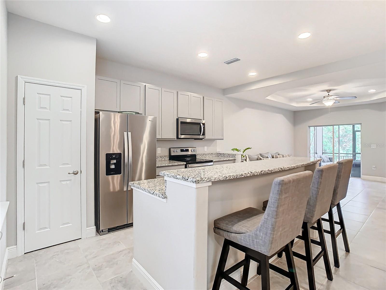 8512 MAGNIFICENT LN, GROVELAND, FL, 34736