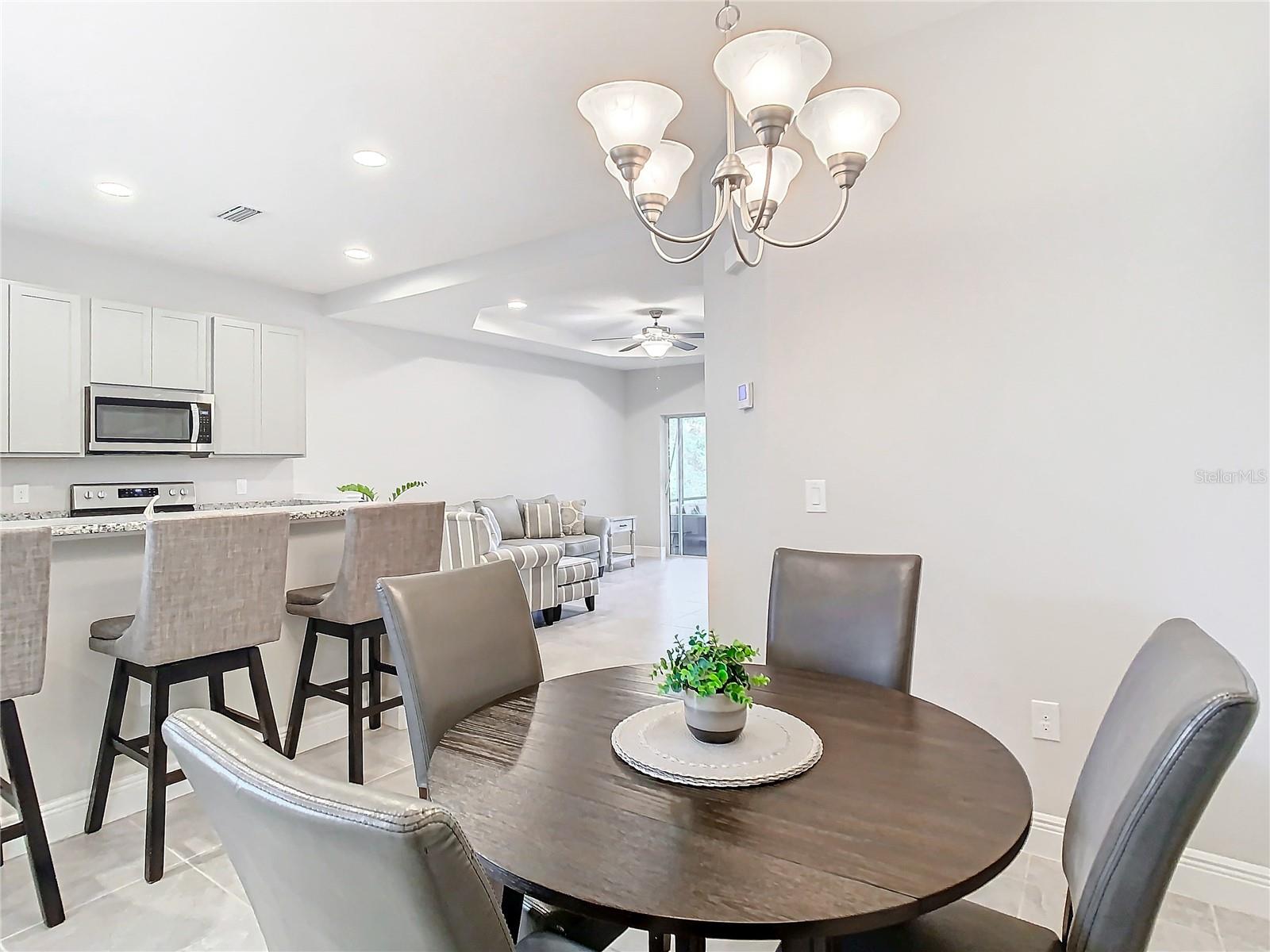 8512 MAGNIFICENT LN, GROVELAND, FL, 34736