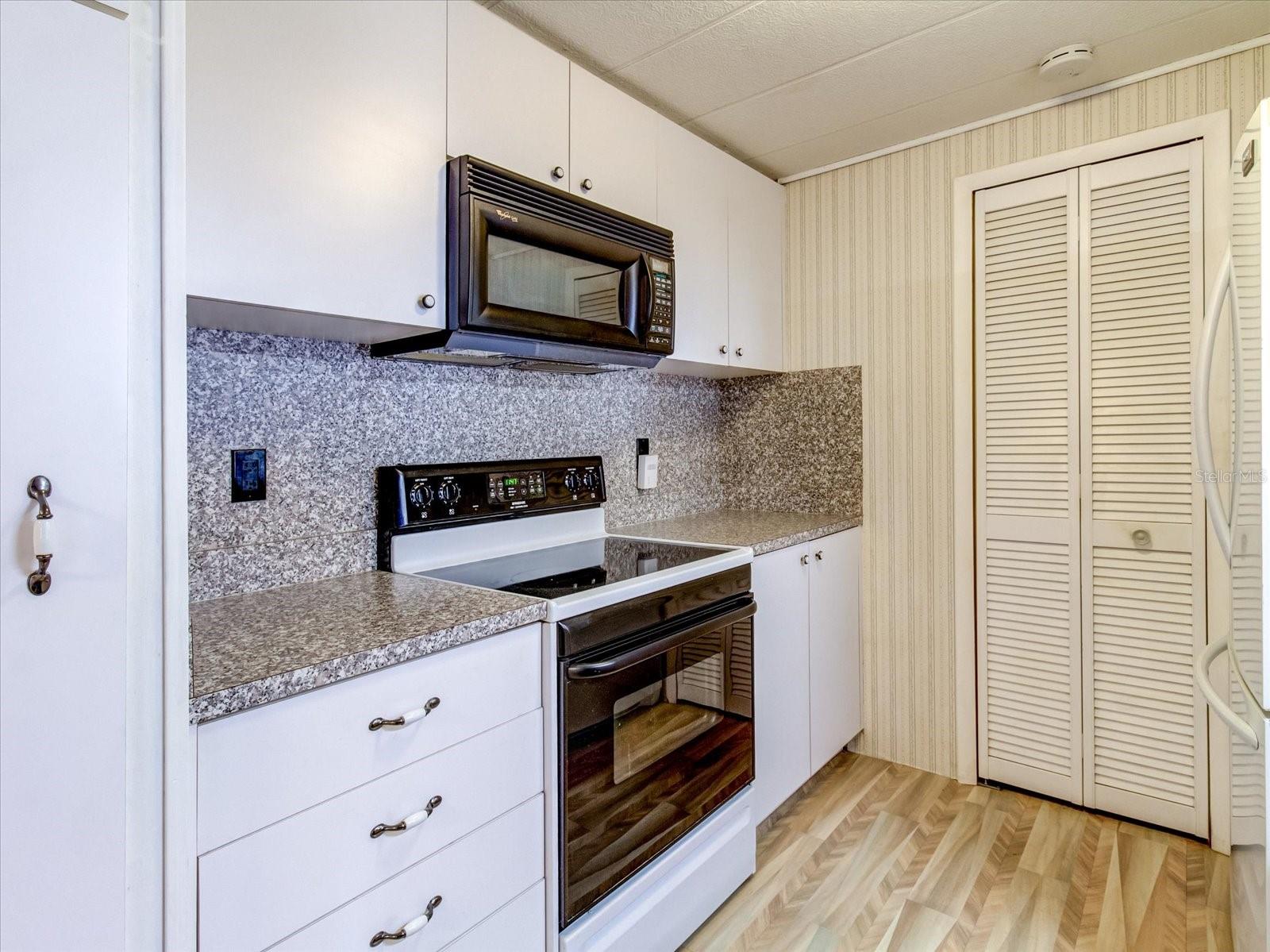 3352 KAUNA POINT DR, HOLIDAY, FL, 34691