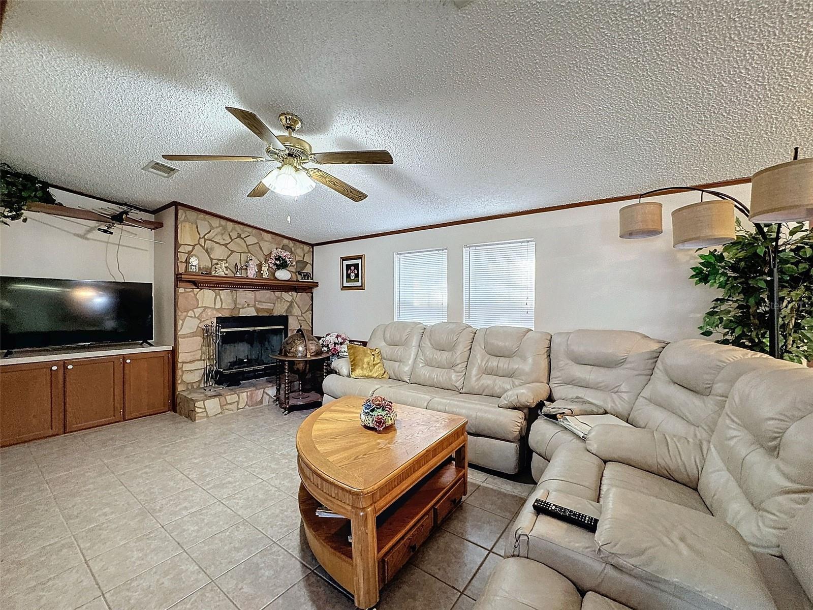 15525 & 15527 SHADY HILLS RD, SHADY HILLS, FL, 34610