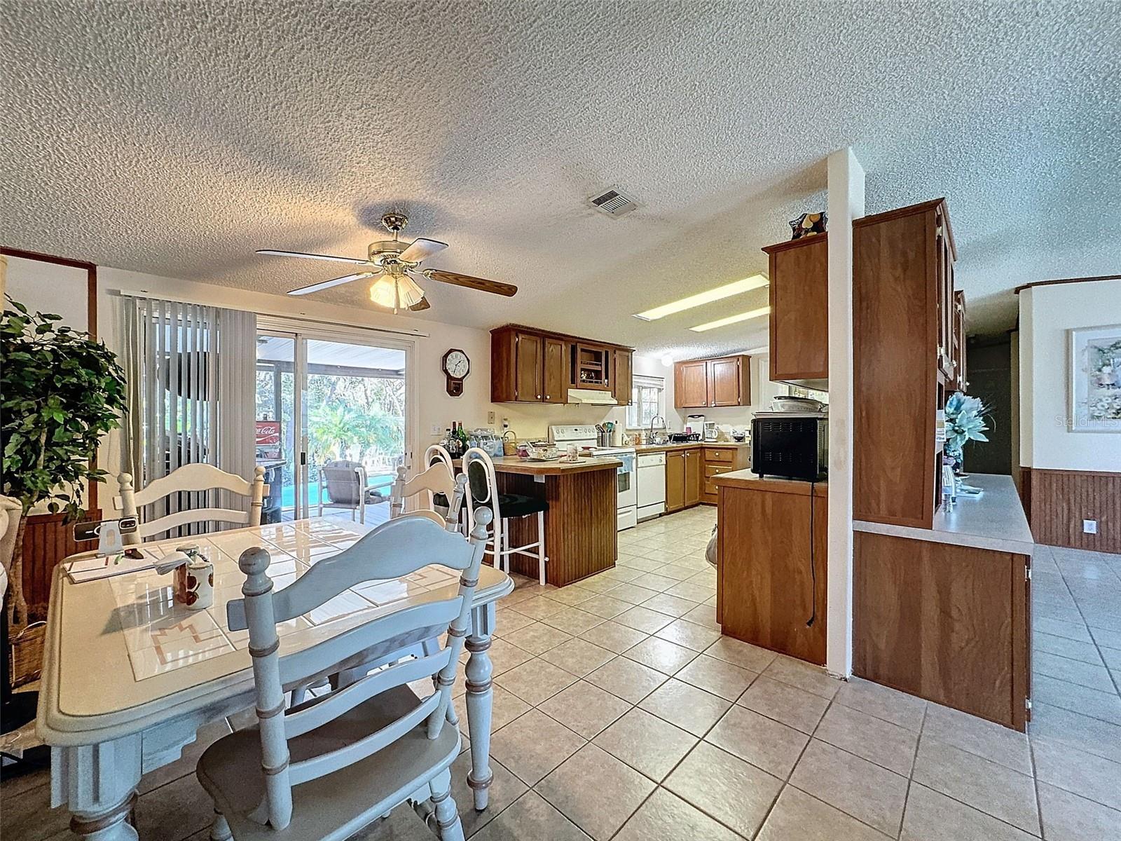 15525 & 15527 SHADY HILLS RD, SHADY HILLS, FL, 34610