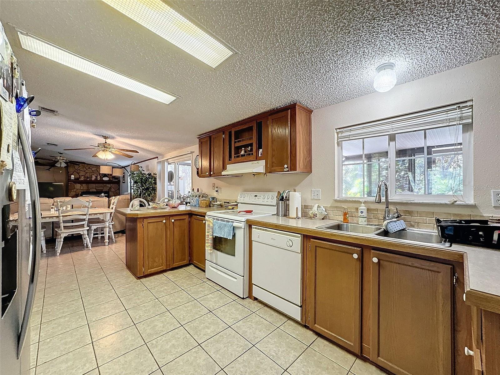 15525 & 15527 SHADY HILLS RD, SHADY HILLS, FL, 34610