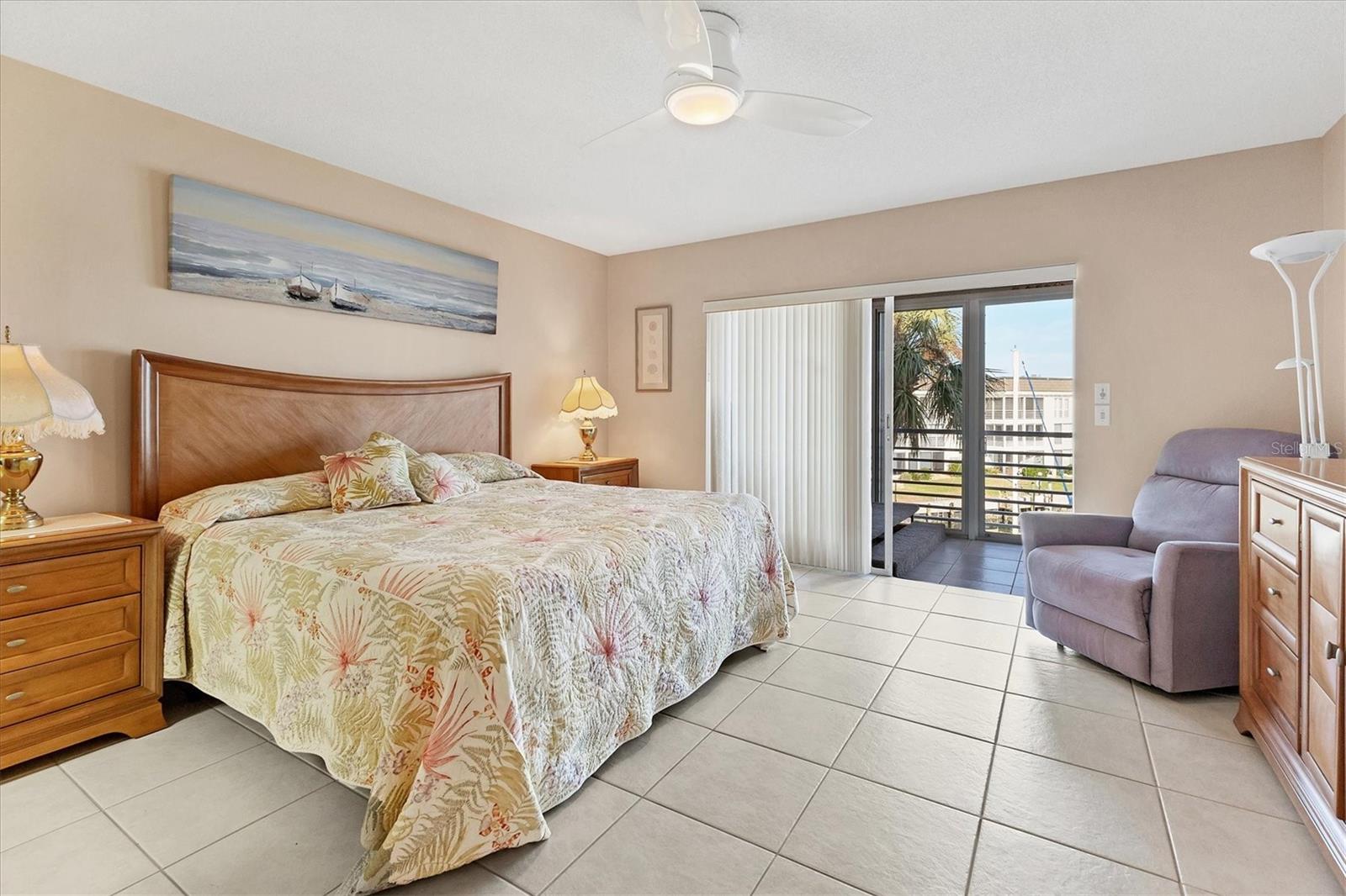 4330 FALMOUTH DR #308, LONGBOAT KEY, FL, 34228