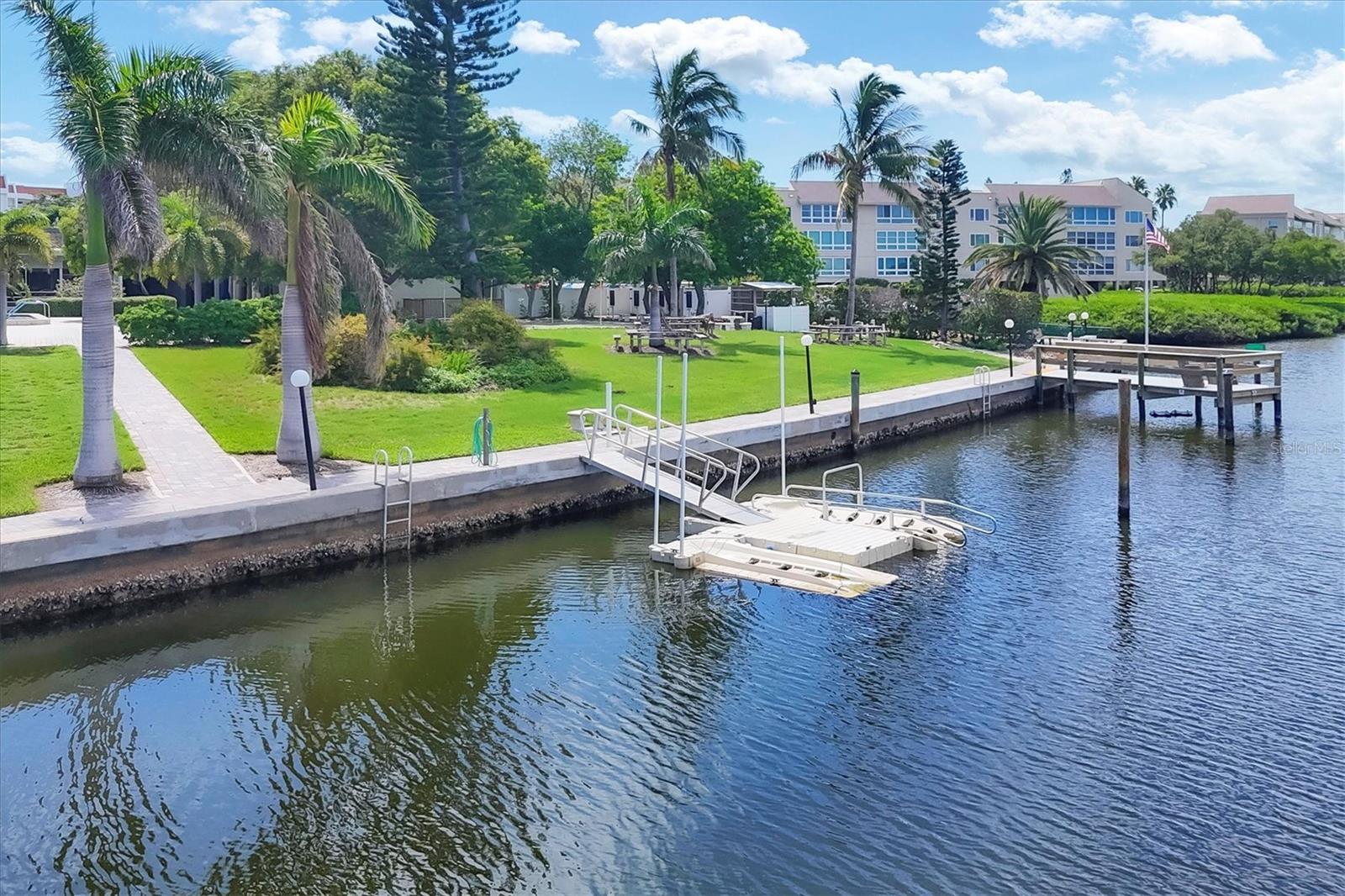 4330 FALMOUTH DR #308, LONGBOAT KEY, FL, 34228