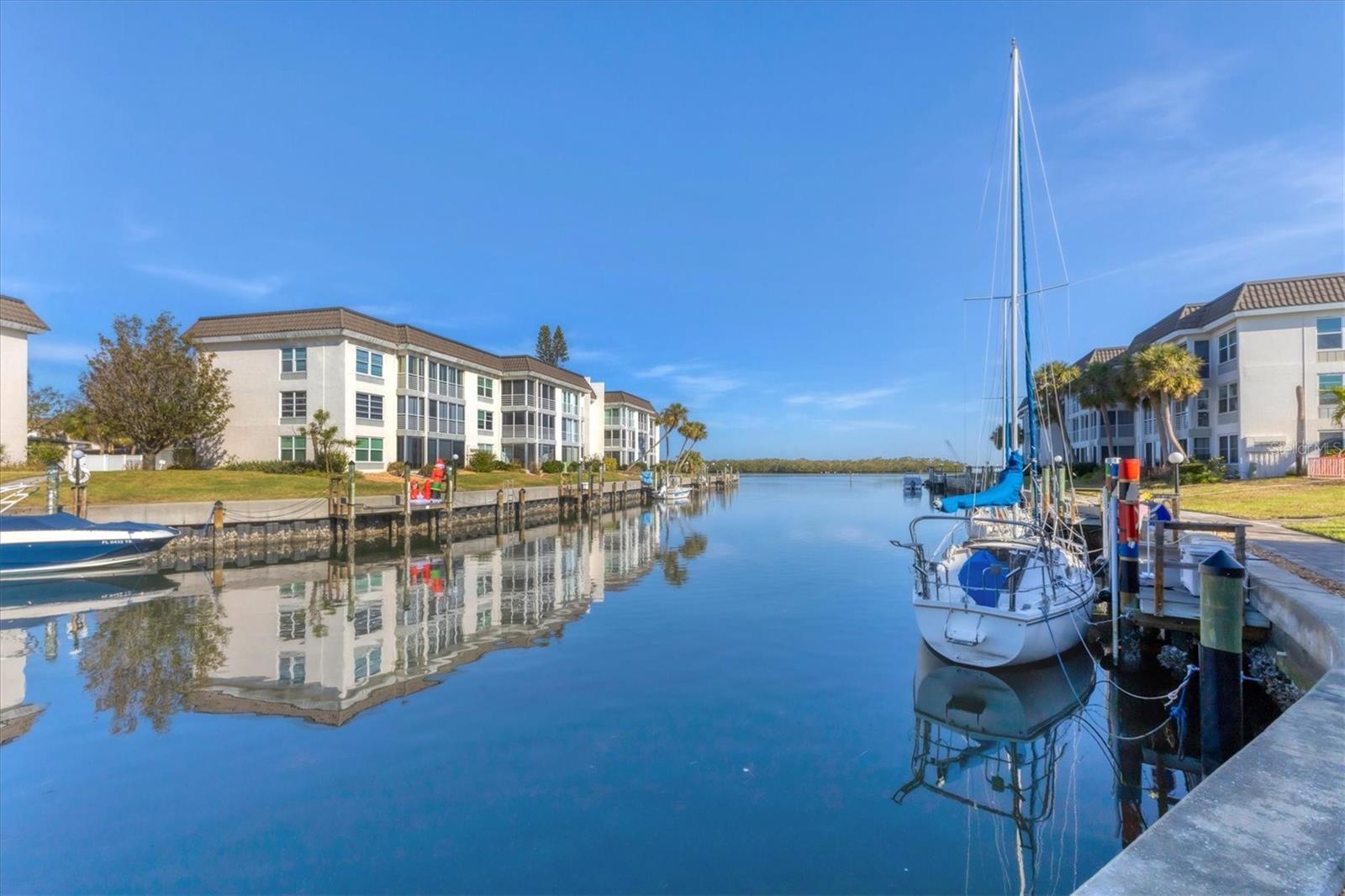 4330 FALMOUTH DR #308, LONGBOAT KEY, FL, 34228