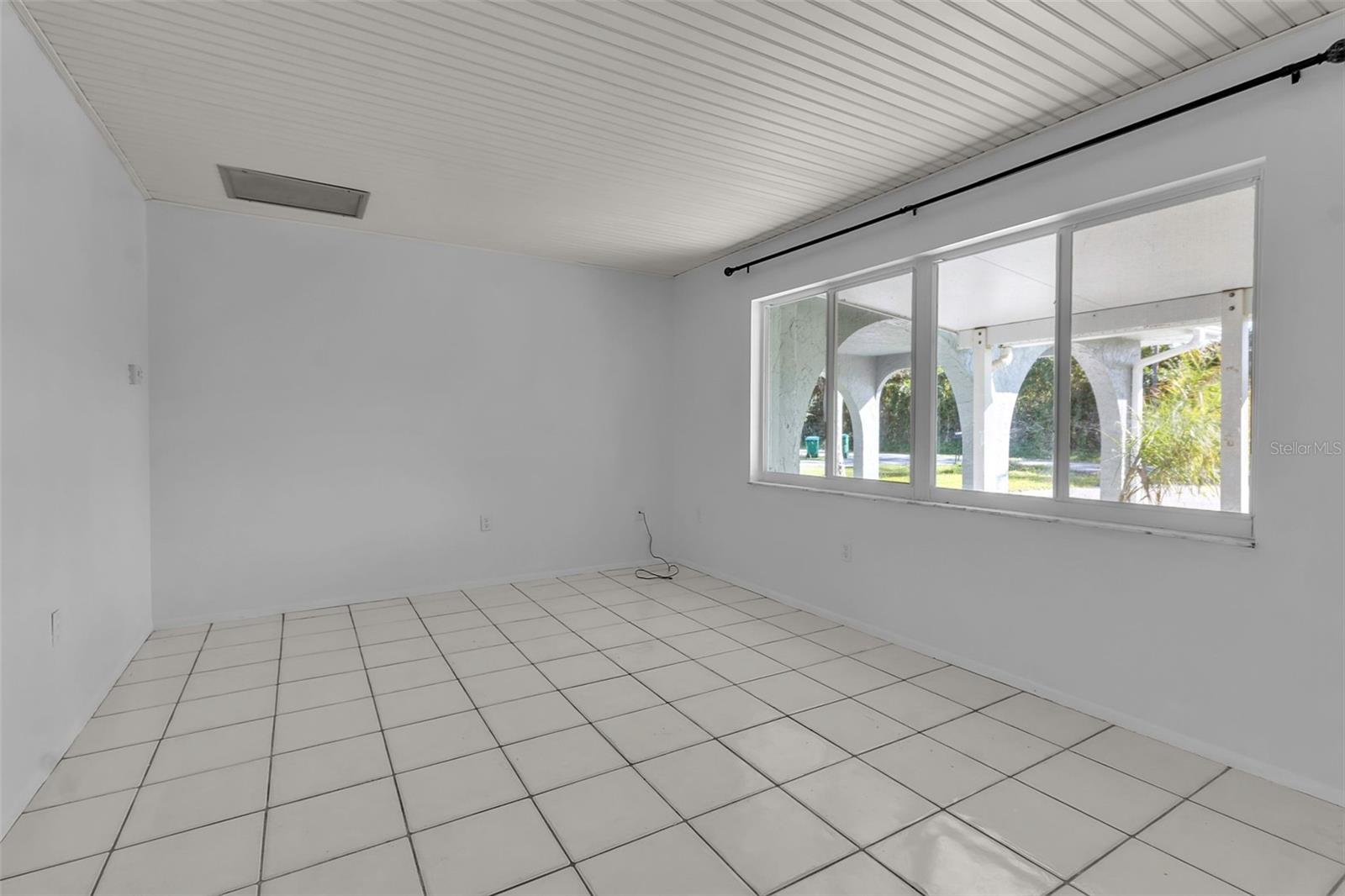 20378 EMERALD AVE, PORT CHARLOTTE, FL, 33952