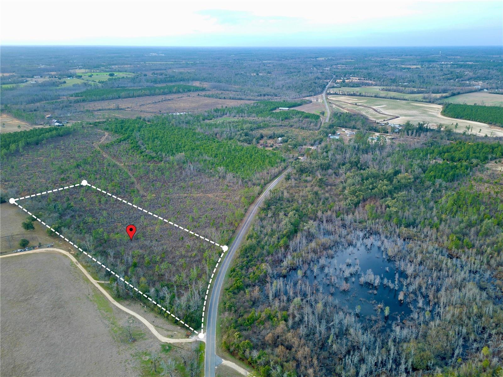 1 BETHLEHEM RD, COTTONDALE, FL, 32431