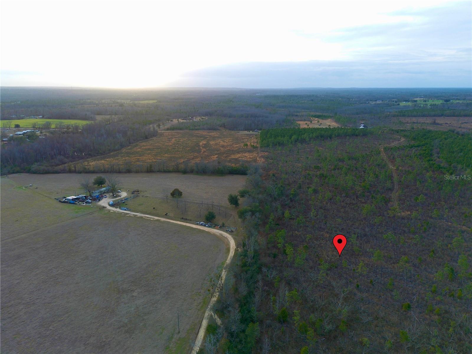 1 BETHLEHEM RD, COTTONDALE, FL, 32431