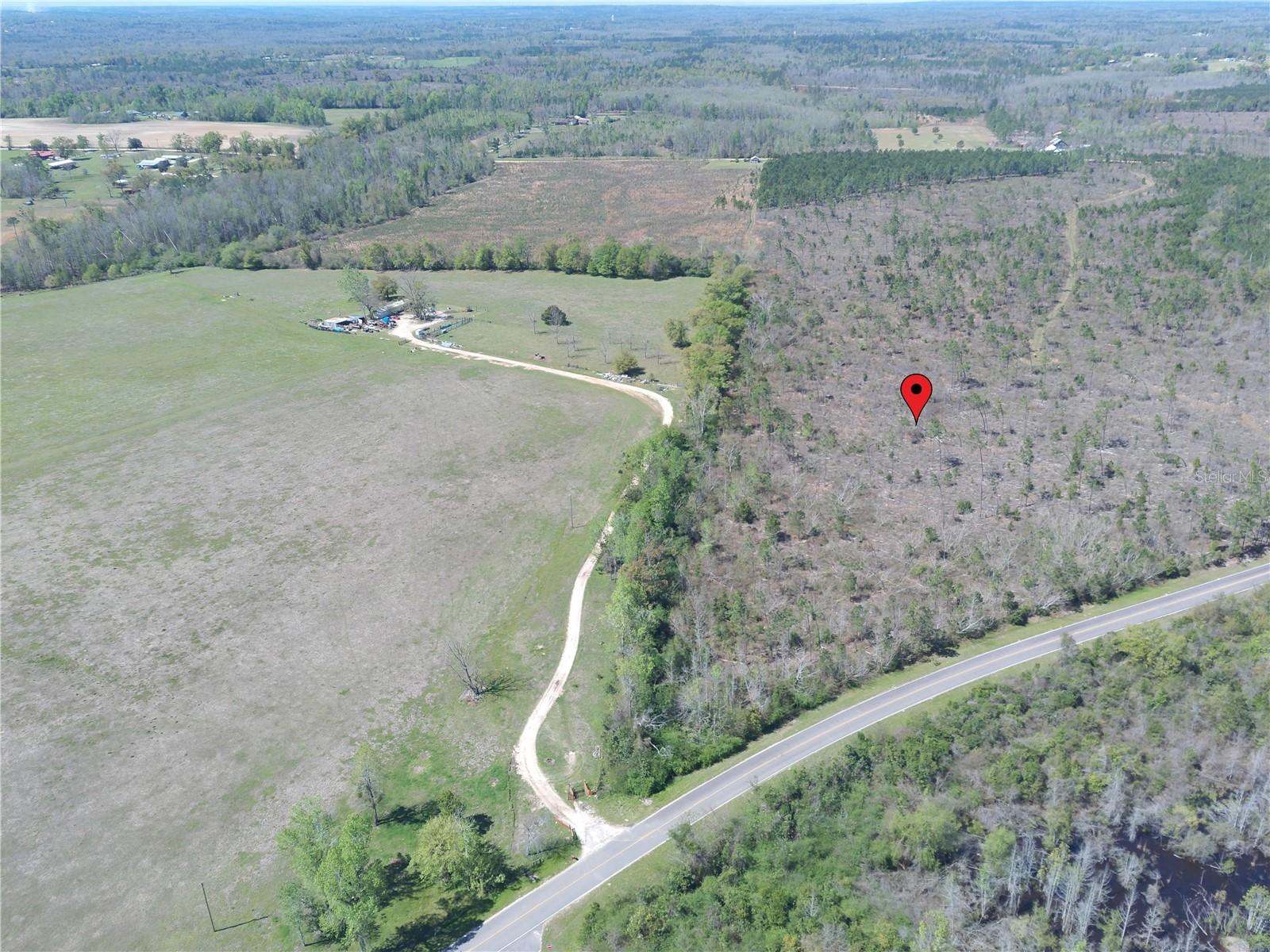 1 BETHLEHEM RD, COTTONDALE, FL, 32431