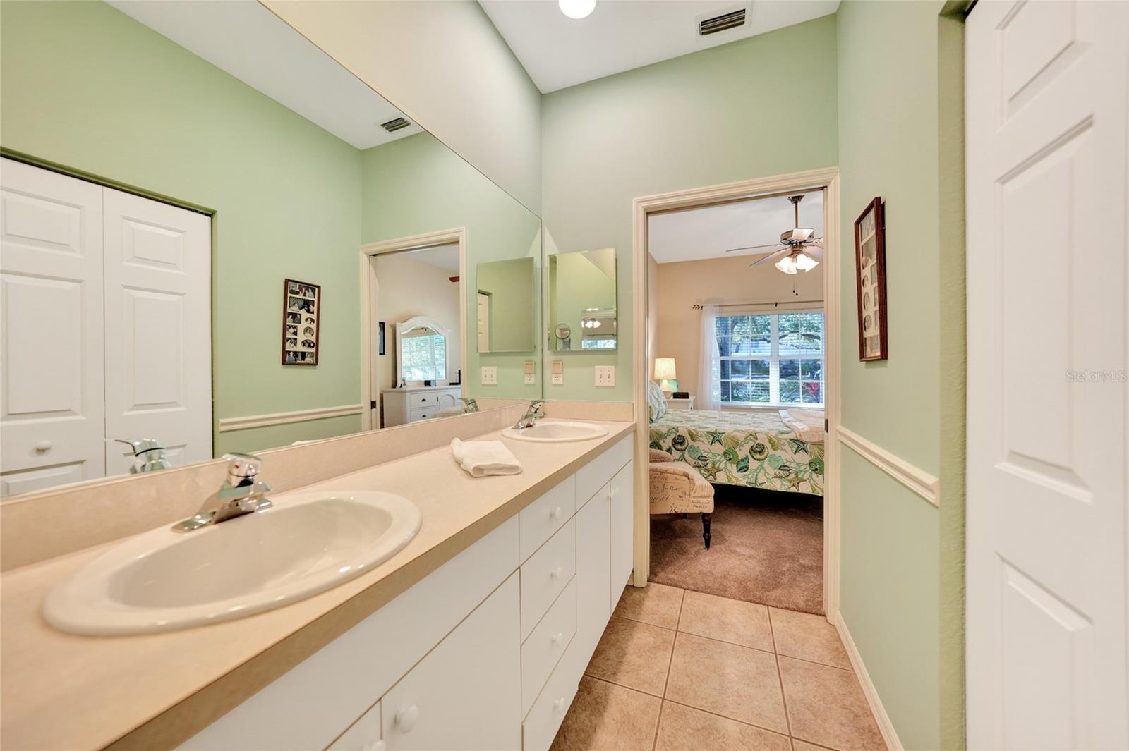 1152 GREEN OAK TRL, PORT CHARLOTTE, FL, 33948