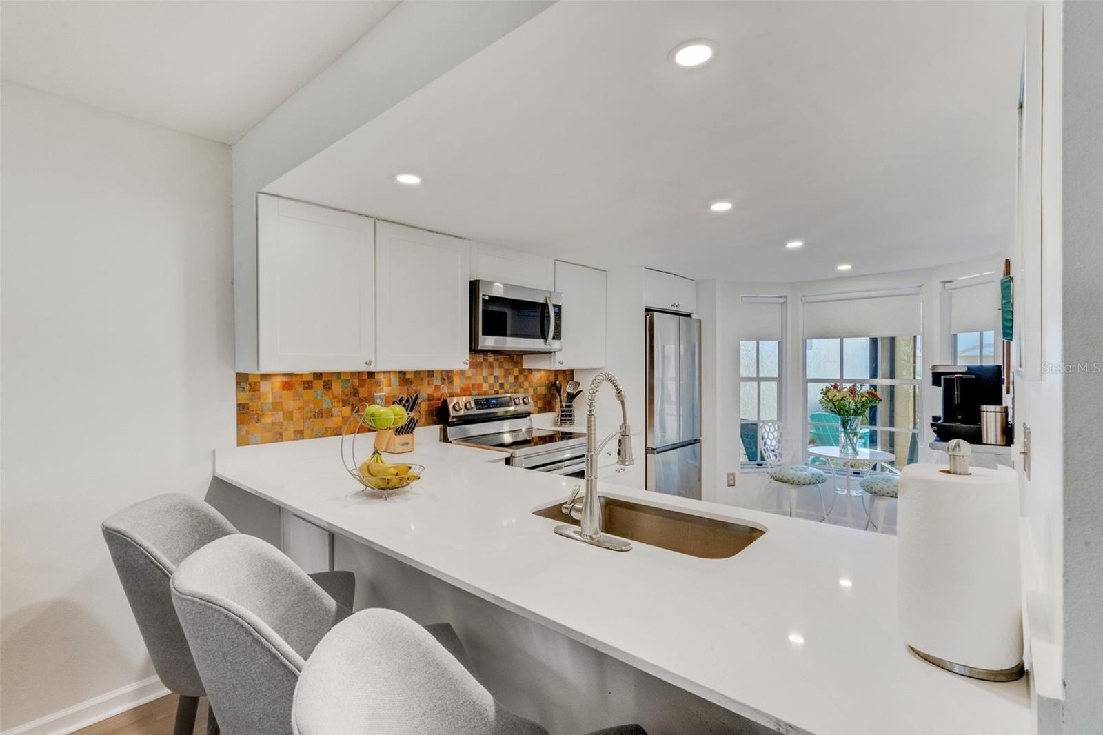 947 MADRID DR, PALM HARBOR, FL, 34684