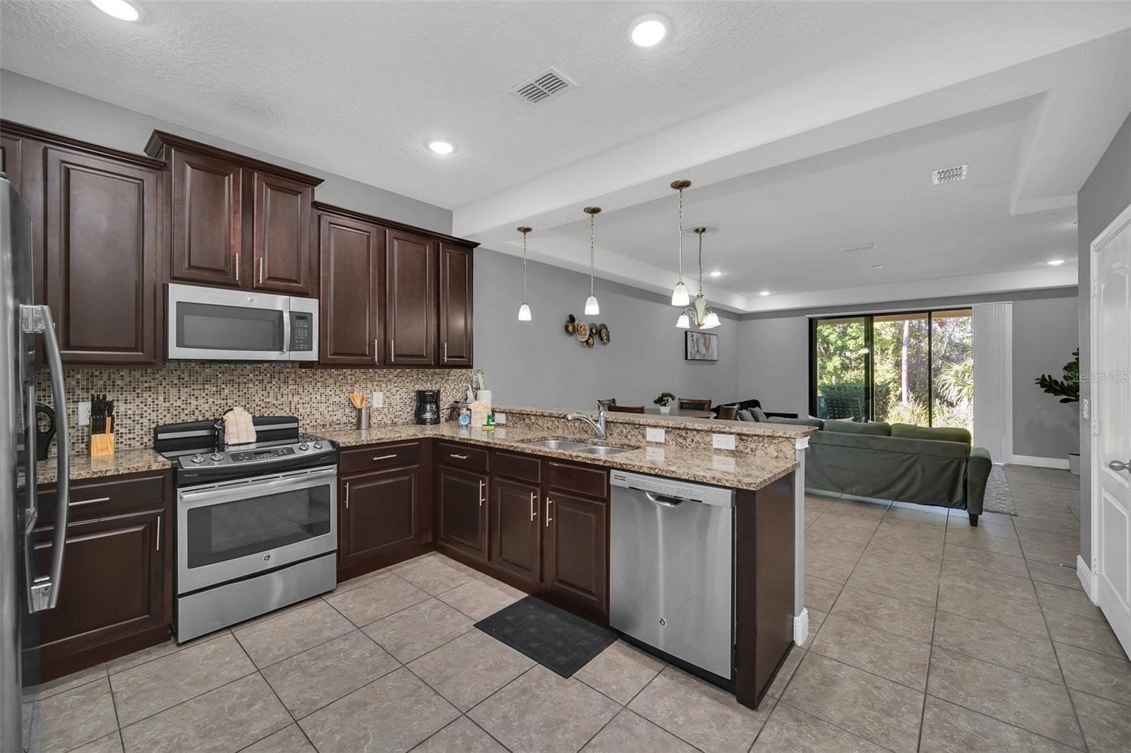 8169 ROSEVILLE RD, DAVENPORT, FL, 33896