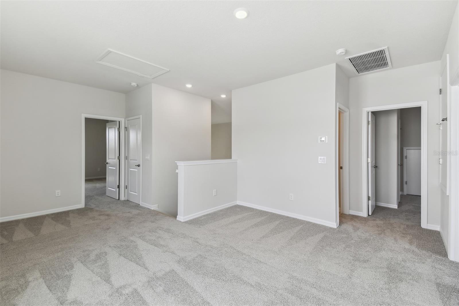 6074 SACRED OAK AVE, MOUNT DORA, FL, 32757