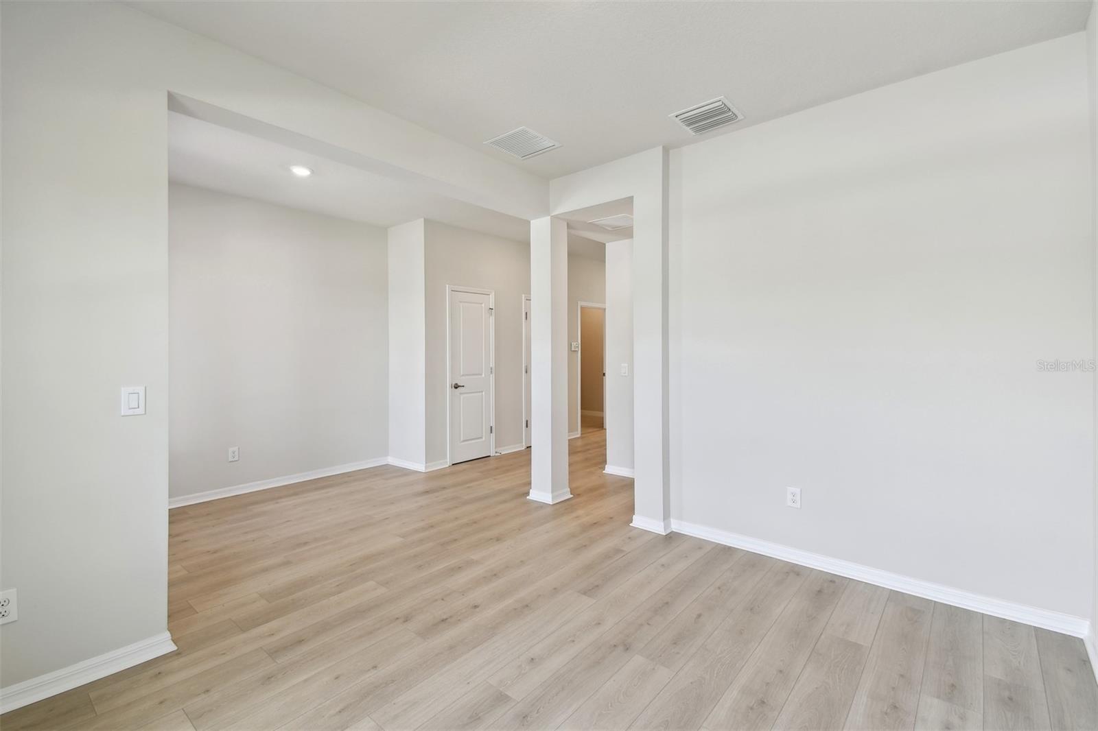 6074 SACRED OAK AVE, MOUNT DORA, FL, 32757