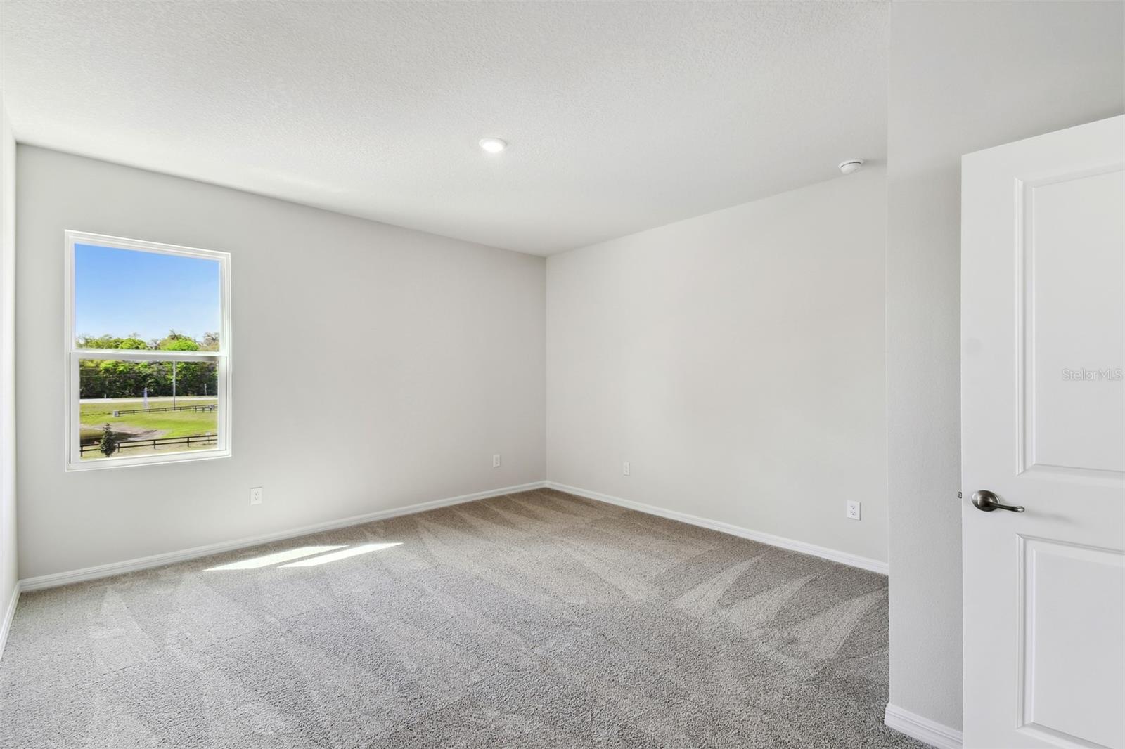 6074 SACRED OAK AVE, MOUNT DORA, FL, 32757