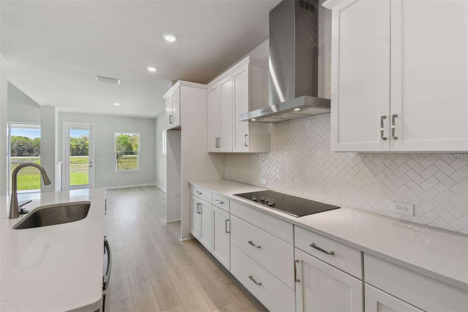 6074 SACRED OAK AVE, MOUNT DORA, FL, 32757