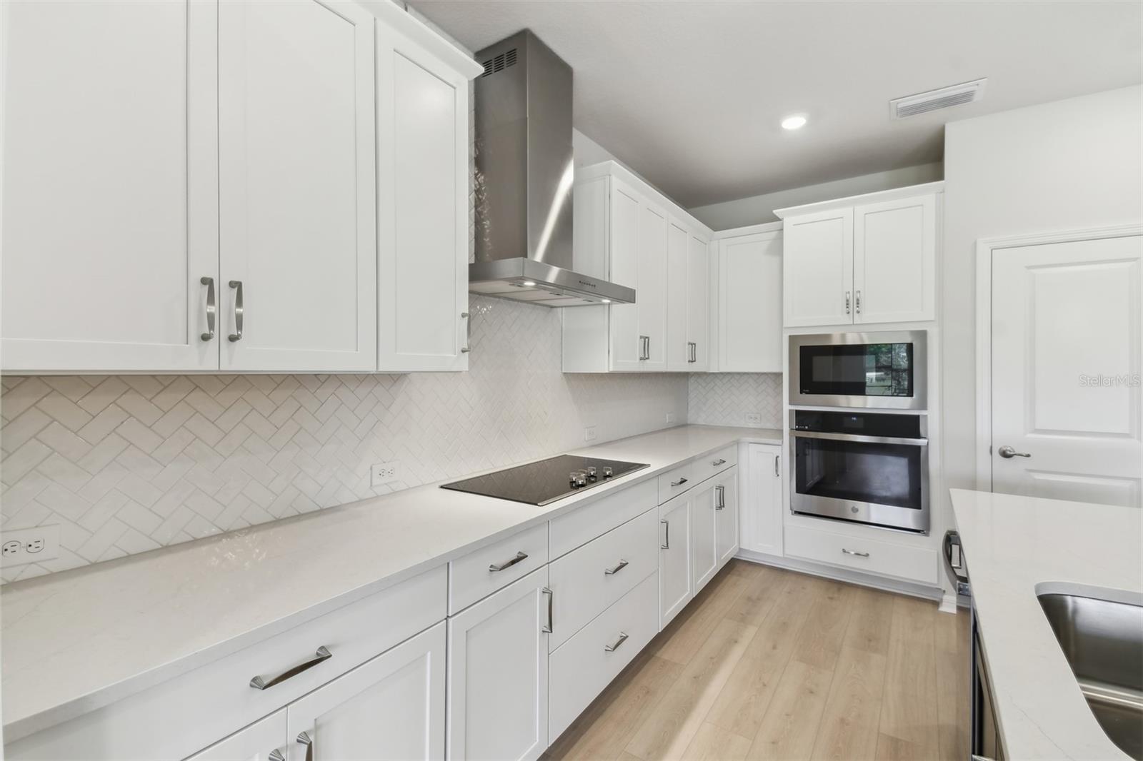 6074 SACRED OAK AVE, MOUNT DORA, FL, 32757