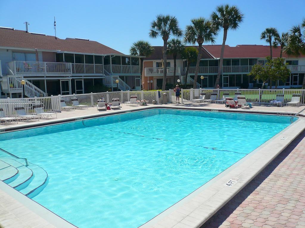 BERMUDA BAY BEACH CONDO, ST PETERSBURG, FL, 33711
