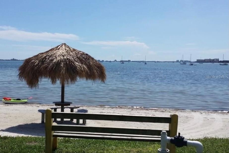 BERMUDA BAY BEACH CONDO, ST PETERSBURG, FL, 33711