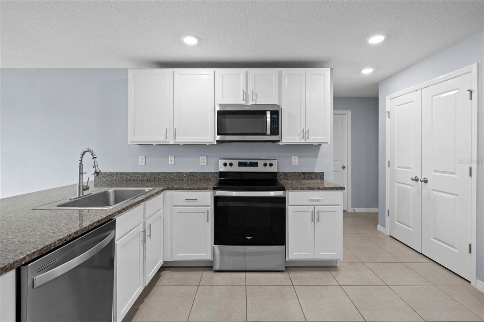 10303 CHARLOTTE DR, PARRISH, FL, 34219