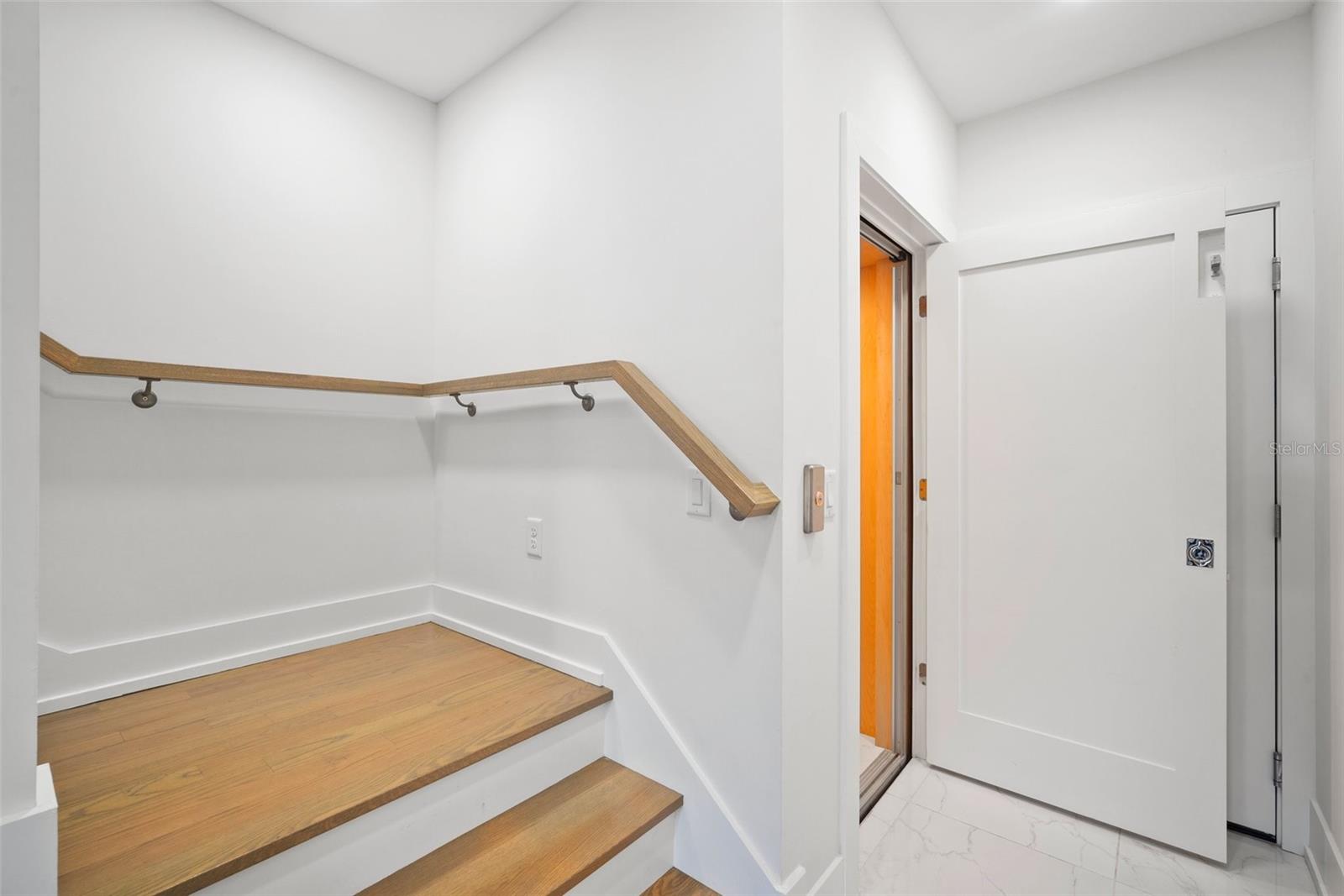 52 AUDUBON PL #52, SARASOTA, FL, 34237