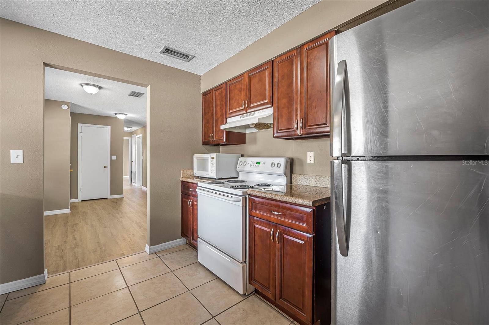 2318 FAIRGREN AVE, DELTONA, FL, 32738
