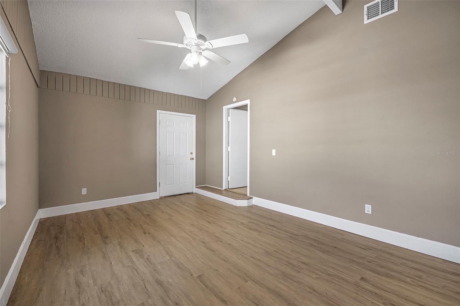 2318 FAIRGREN AVE, DELTONA, FL, 32738