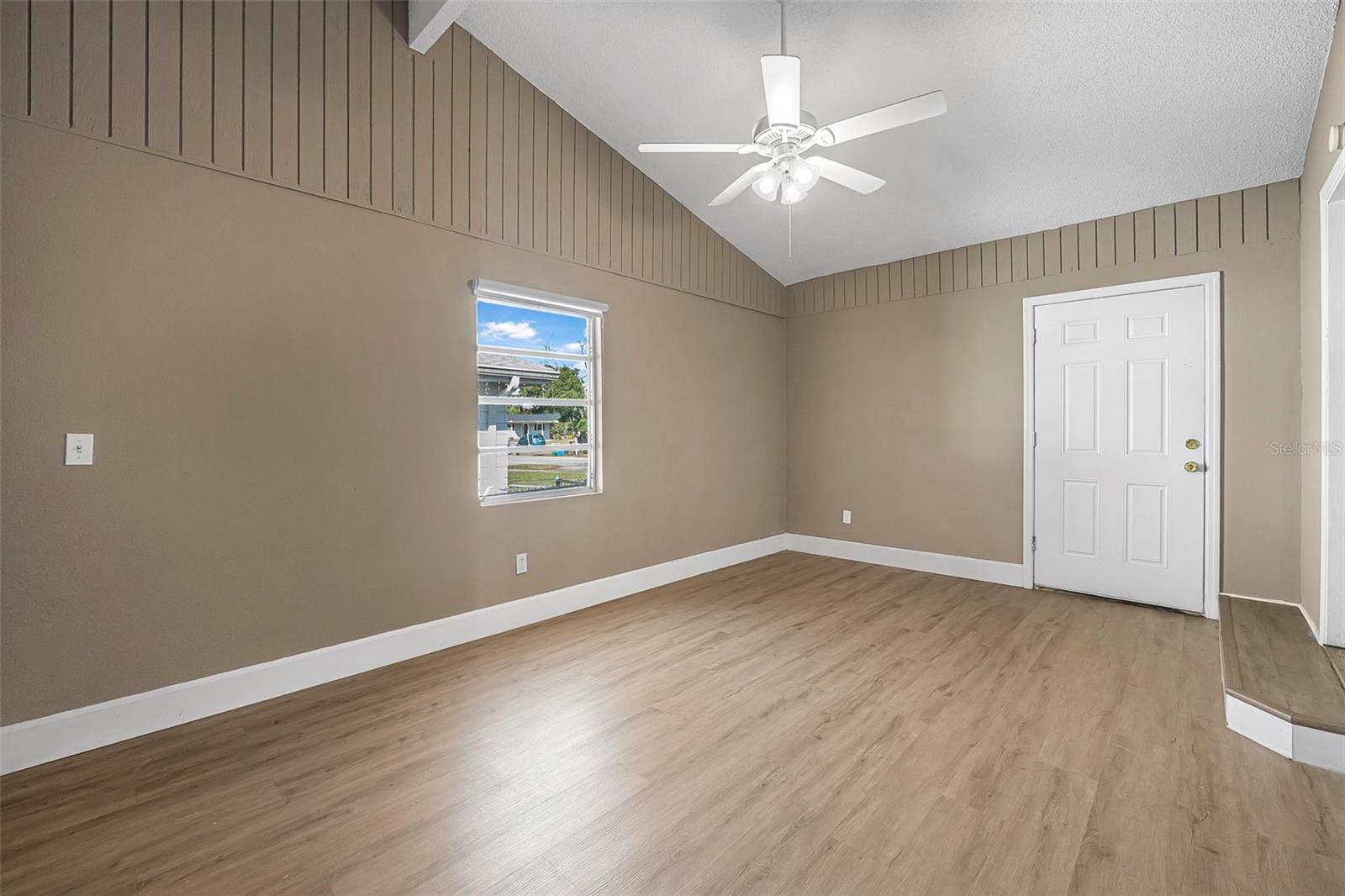 2318 FAIRGREN AVE, DELTONA, FL, 32738