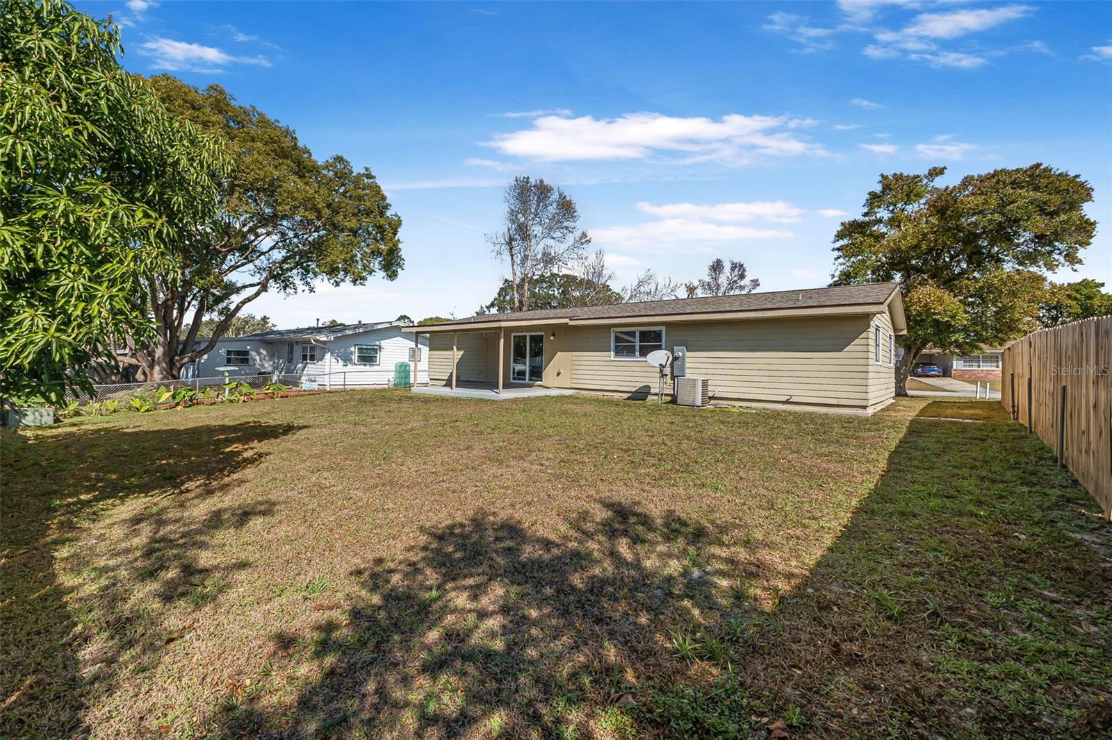2318 FAIRGREN AVE, DELTONA, FL, 32738