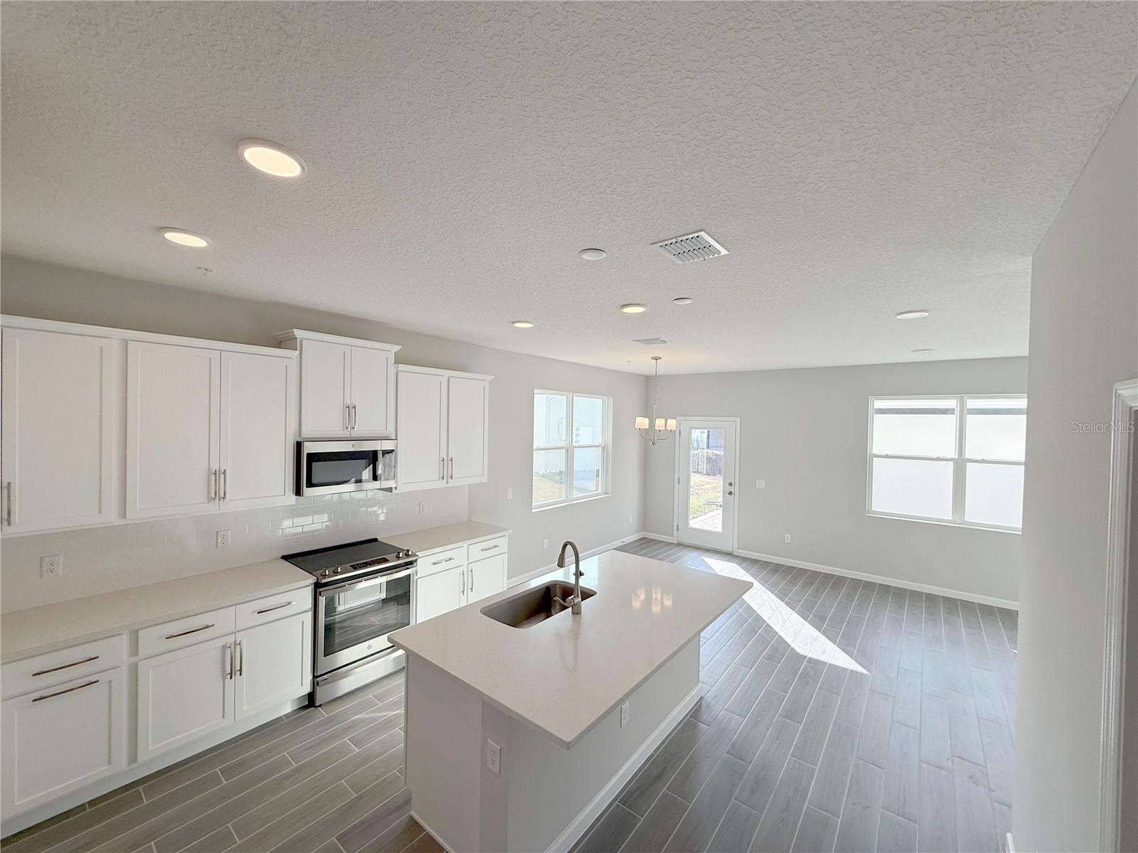 576 POTHOS ST, APOPKA, FL, 32703