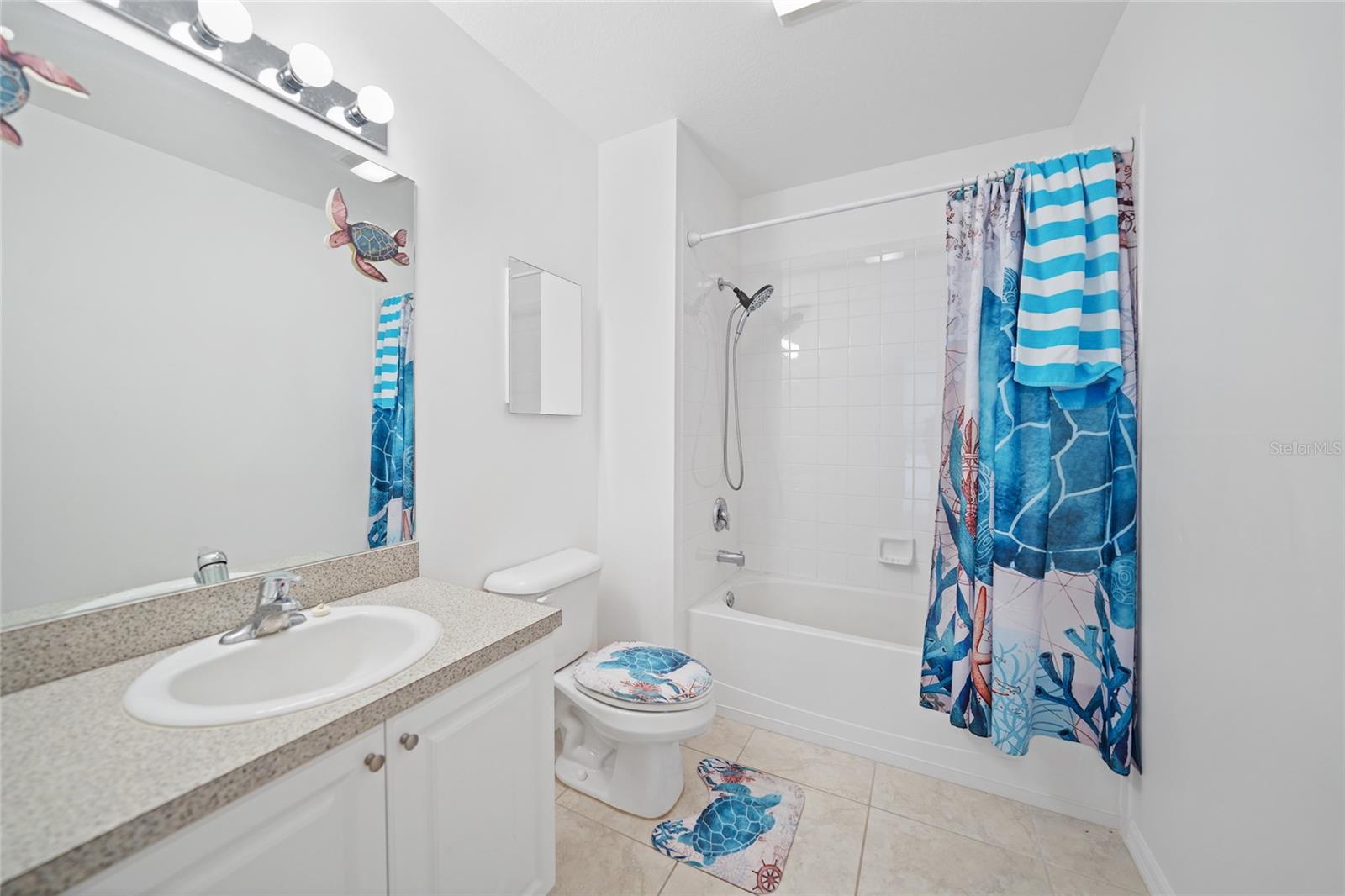 2121 HERON LAKE DR #203, PUNTA GORDA, FL, 33983