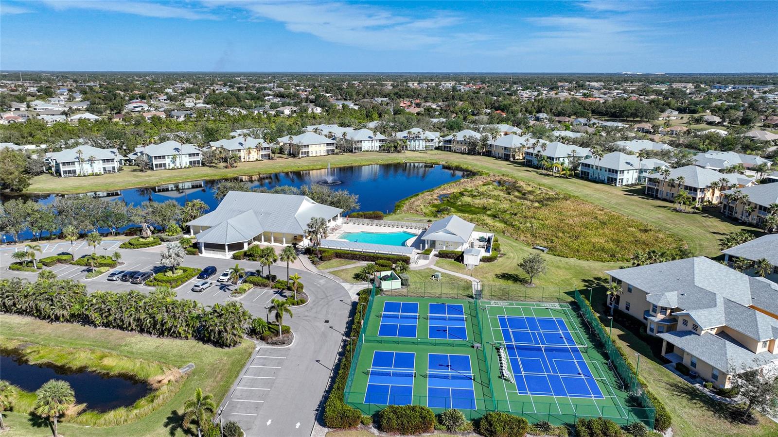 2121 HERON LAKE DR #203, PUNTA GORDA, FL, 33983